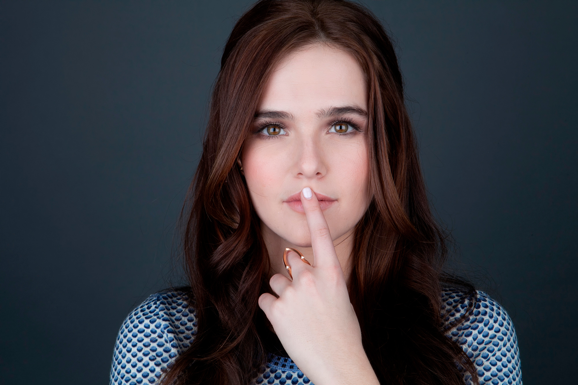 Zoey Deutch Wallpapers