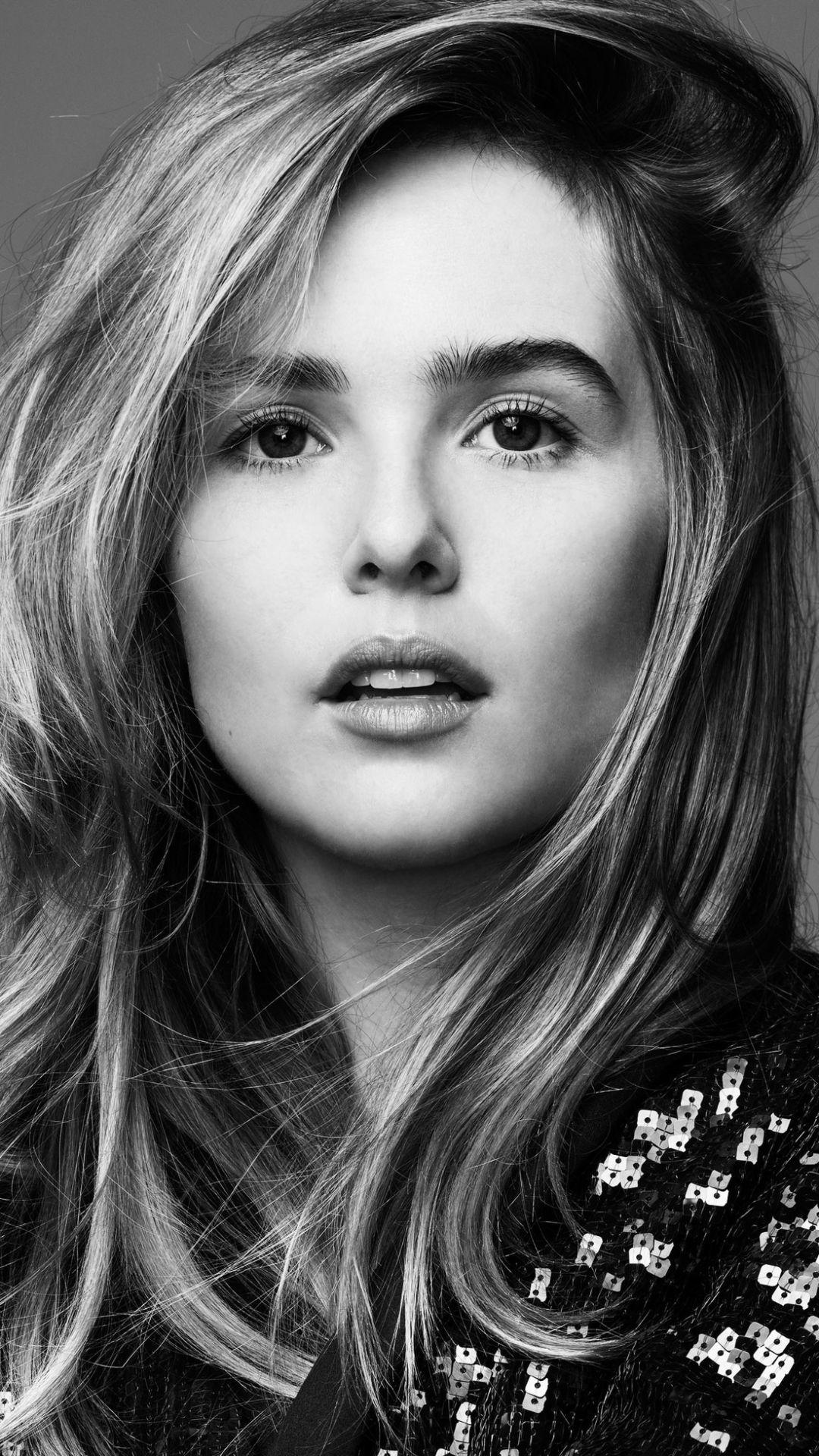 Zoey Deutch 2017 Wallpapers