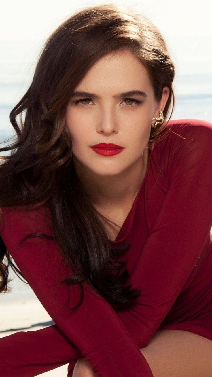 Zoey Deutch Hot In Red Wallpapers