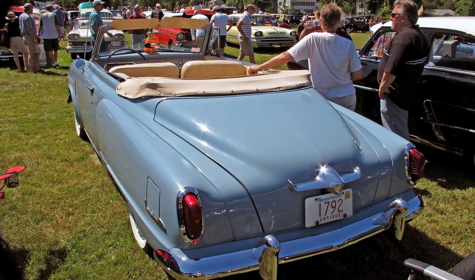 1951 Studebaker Commander Wallpapers