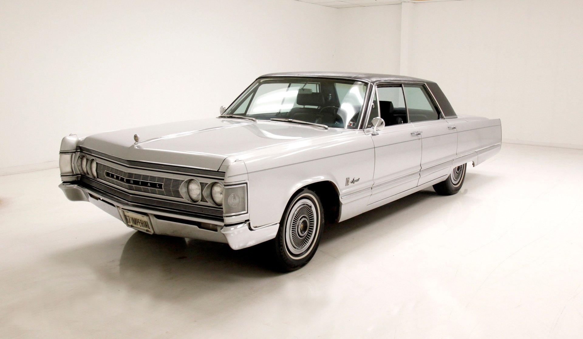 1967 Chrysler Imperial Crown Coupe Wallpapers