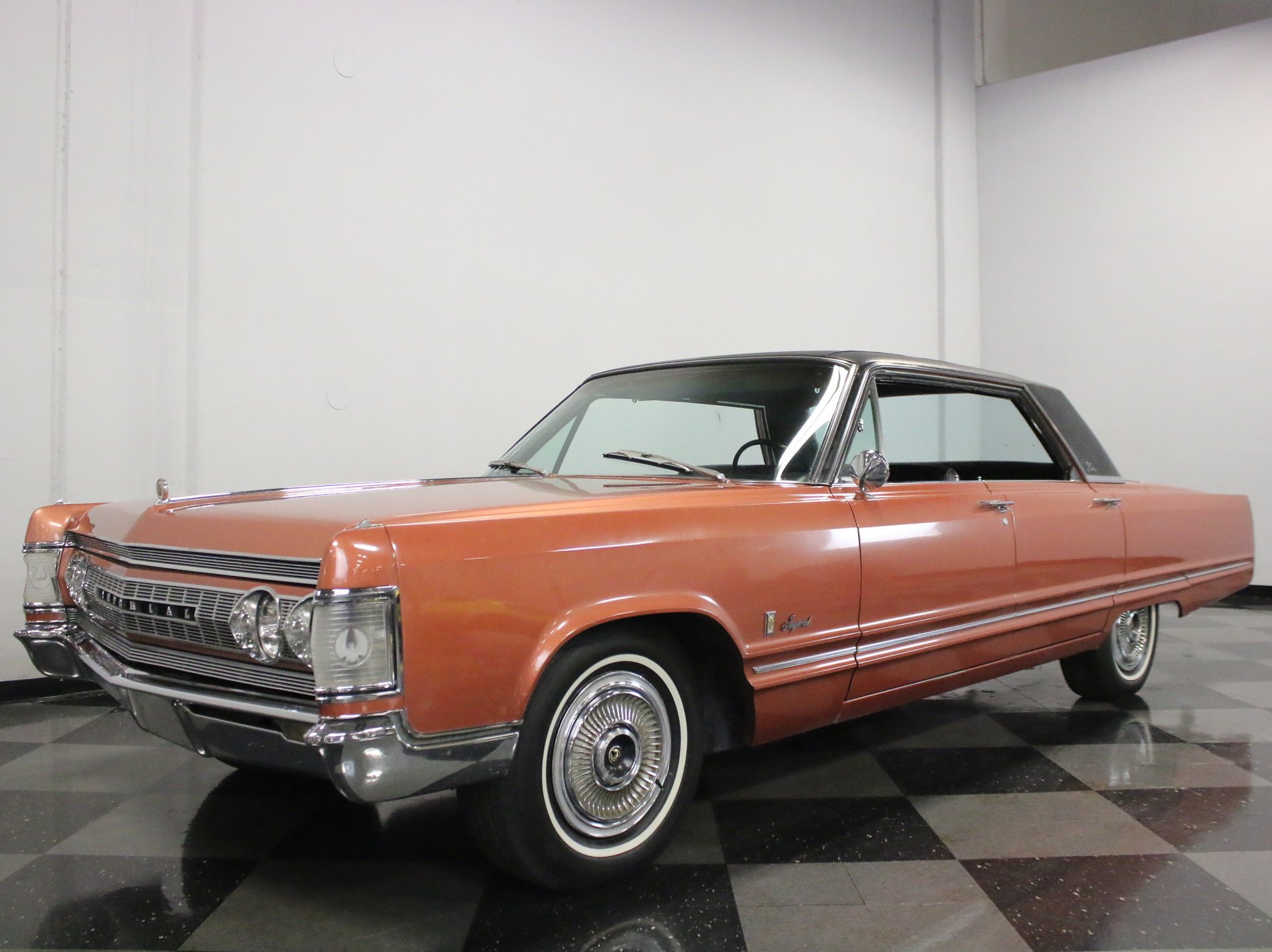 1967 Chrysler Imperial Crown Coupe Wallpapers