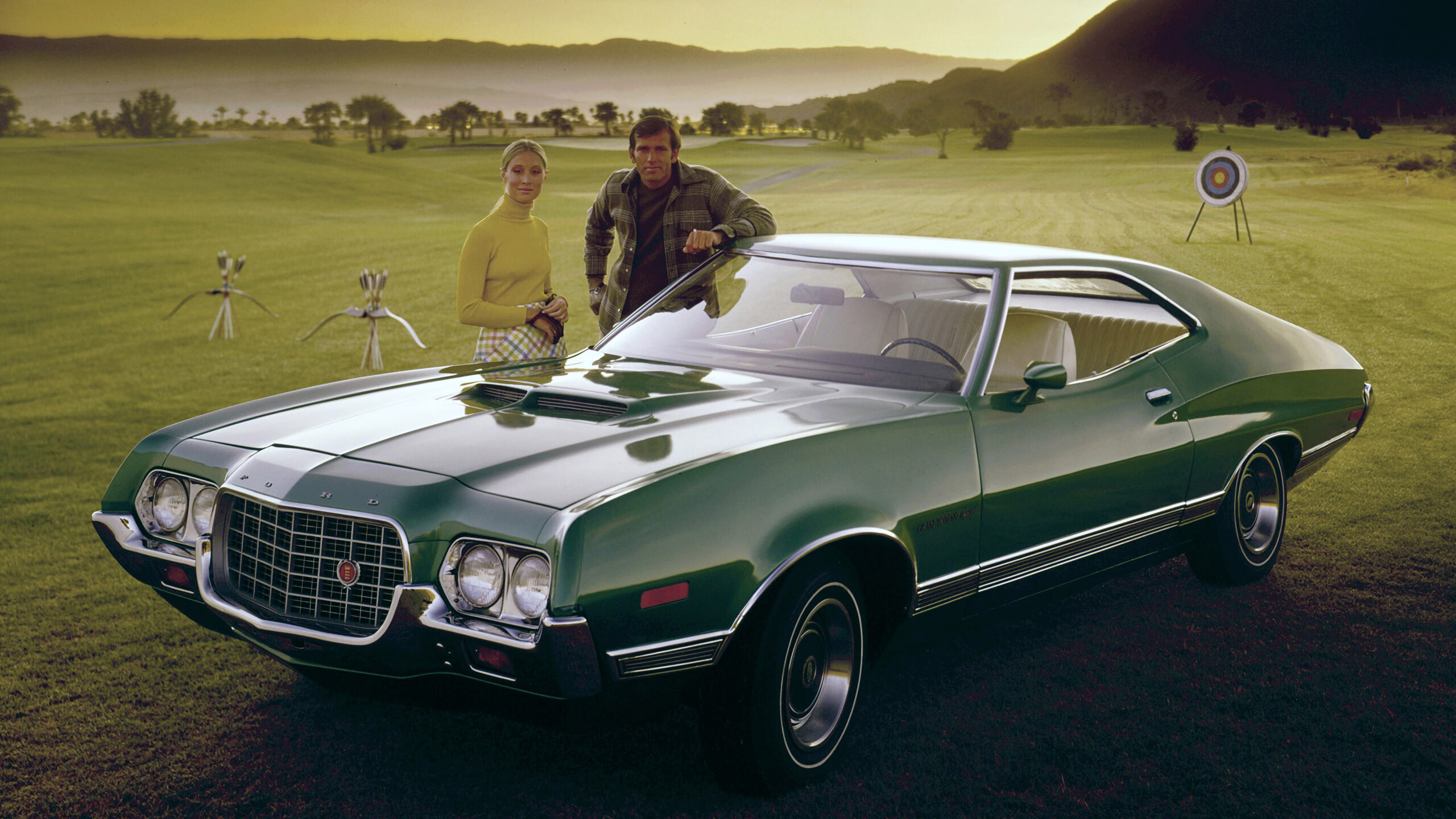 1972 Ford Gran Torino Wallpapers