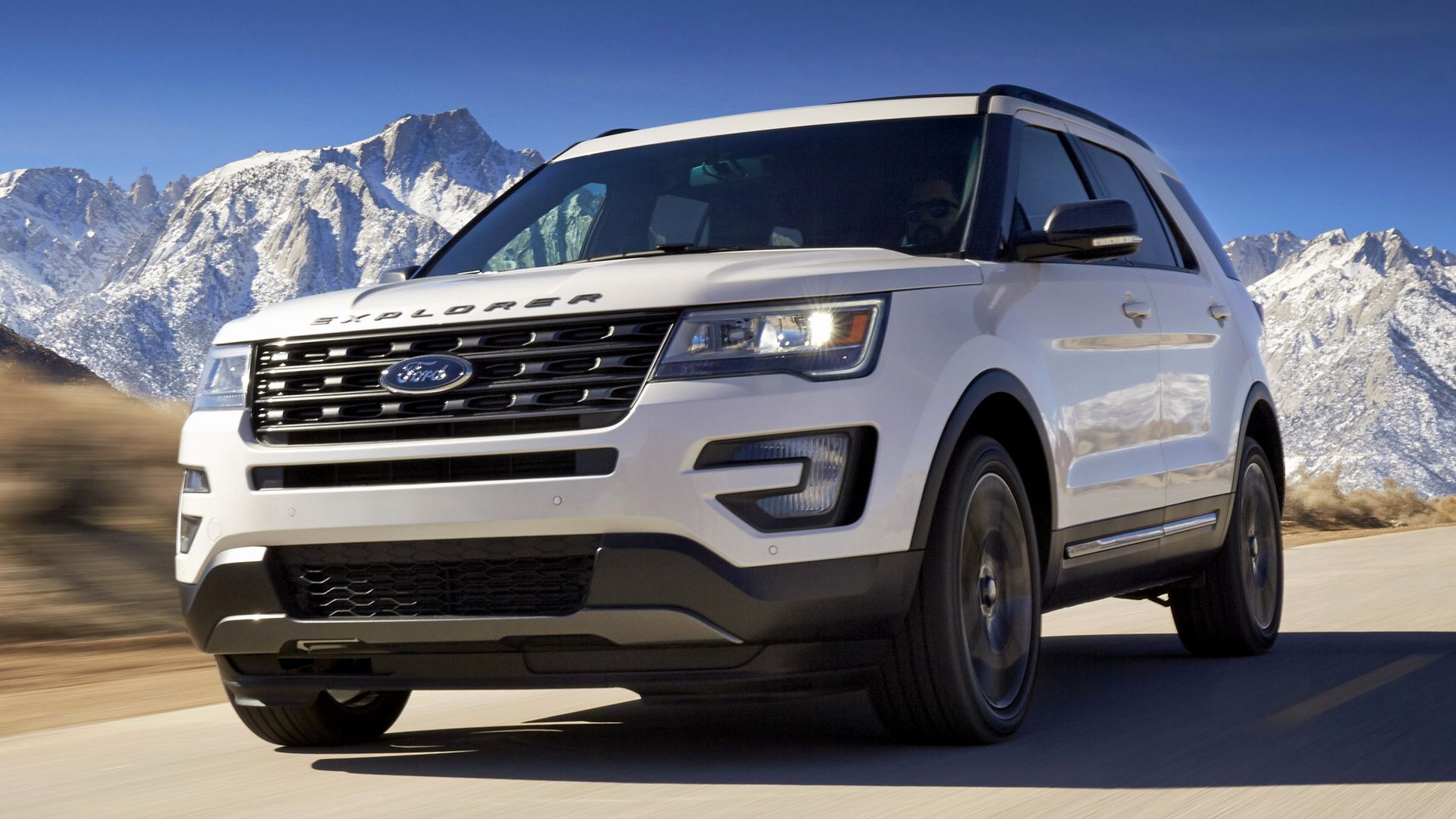 2011 Ford Explorer Wallpapers