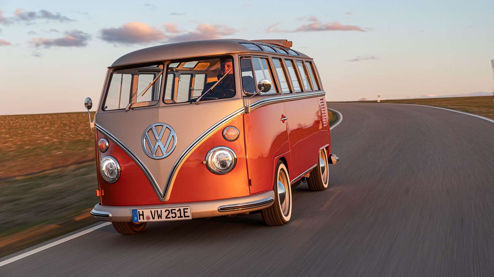 2011 Volkswagen Bulli Wallpapers