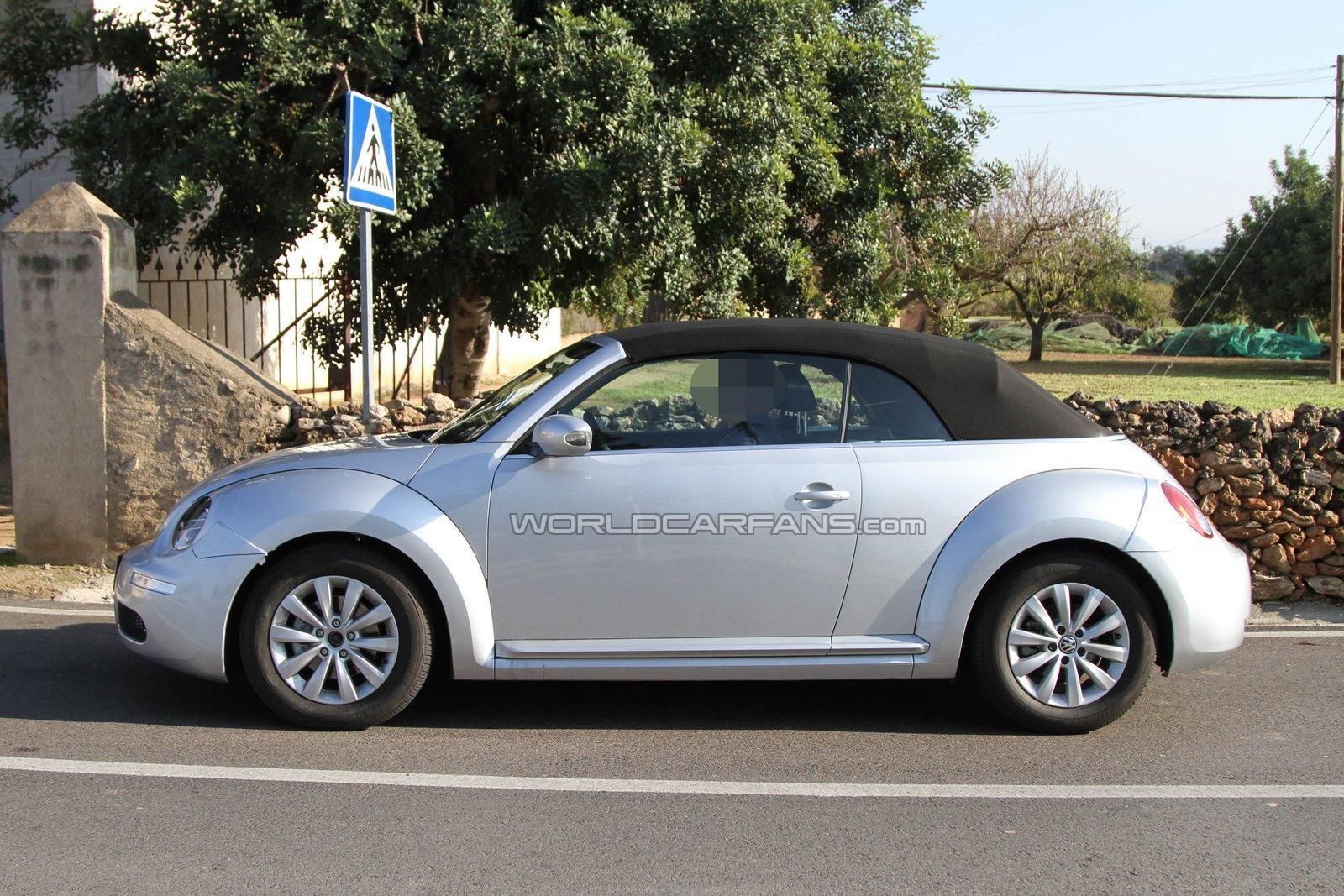 2012 Volkswagen Beetle Wallpapers