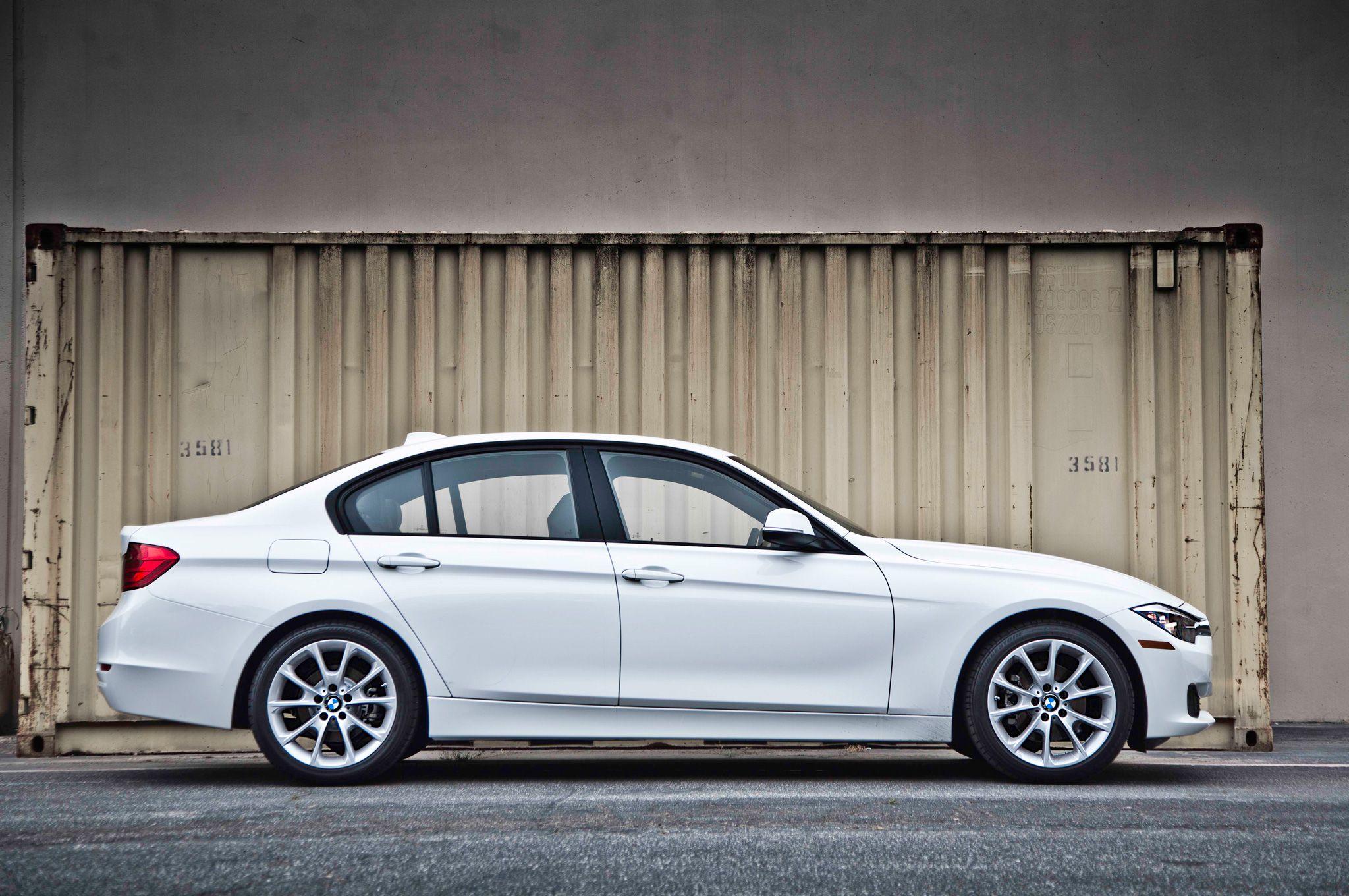 2013 Bmw 320D Wallpapers