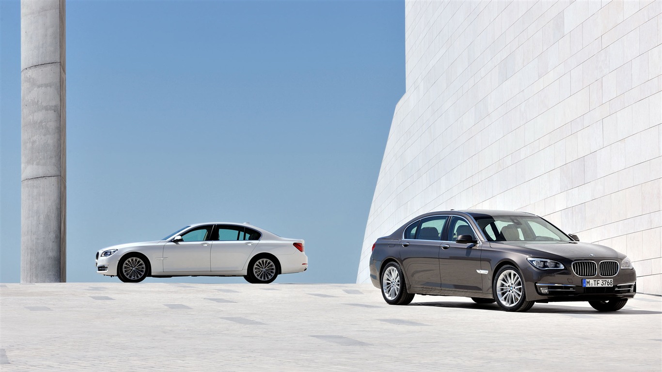 2013 Bmw 7-Series Wallpapers