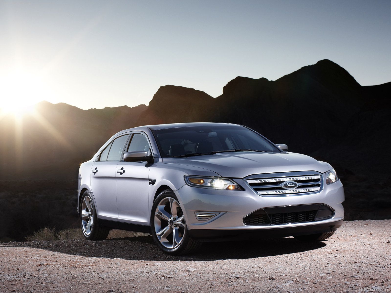 2013 Ford Taurus Sho Wallpapers