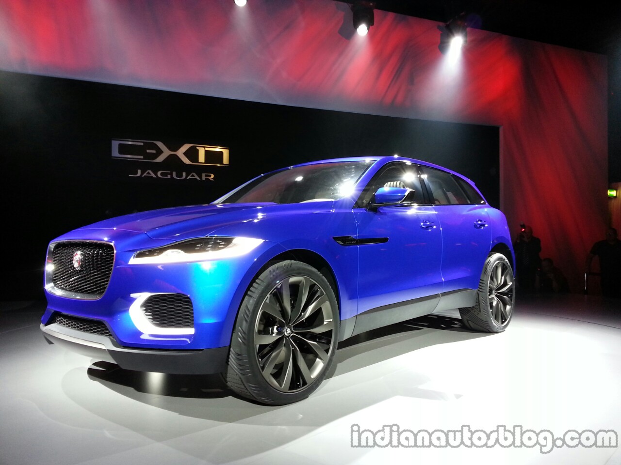 2013 Jaguar C-X17 Concept Wallpapers