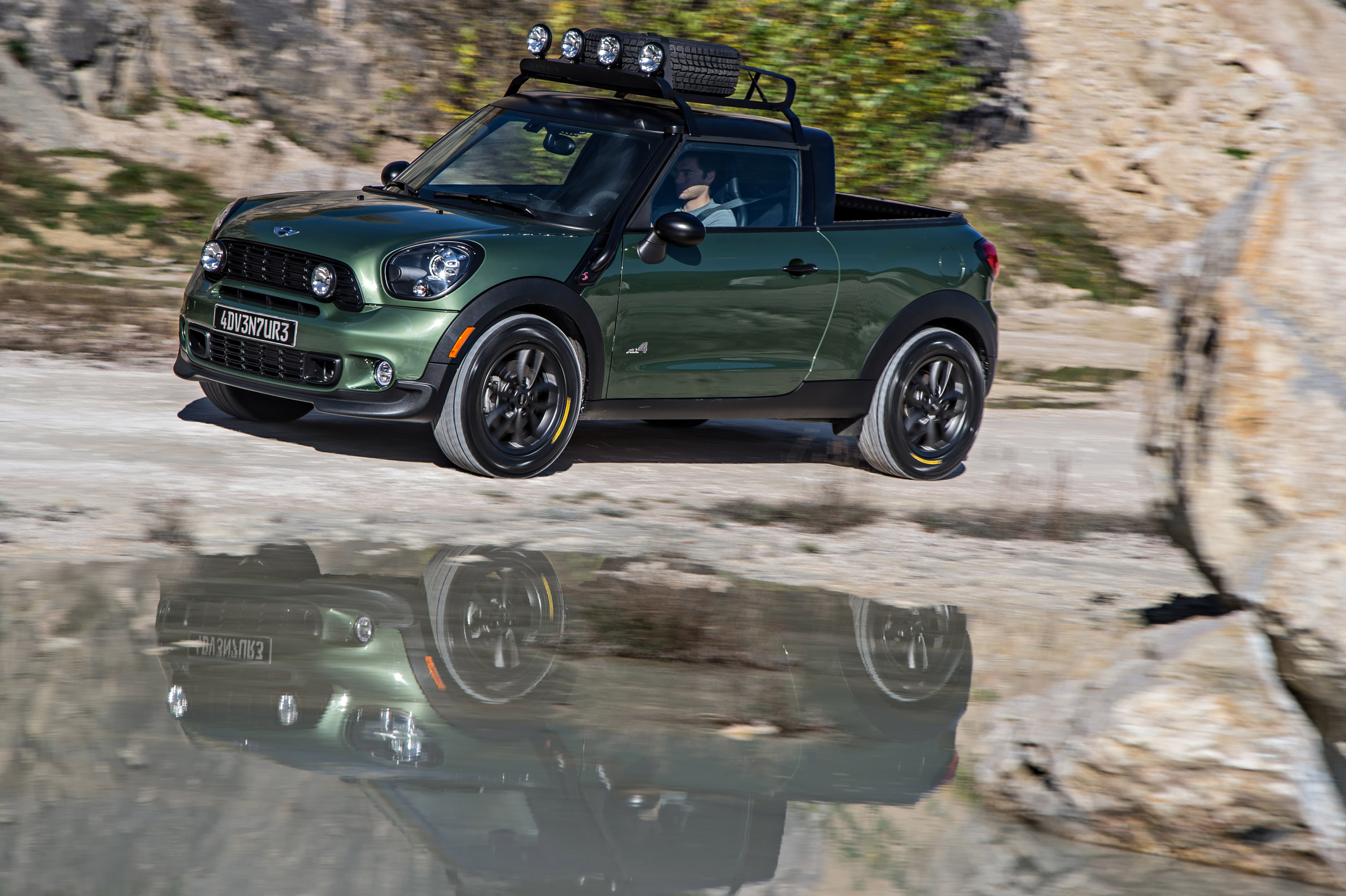 2014 Mini Paceman Adventure Wallpapers