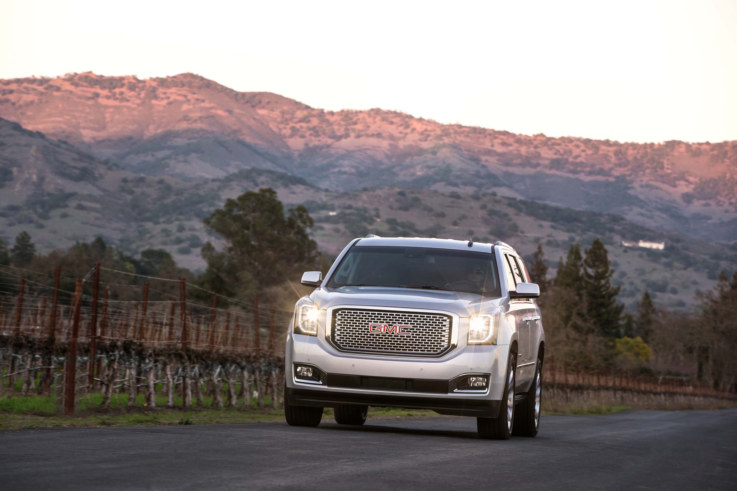 2015 Gmc Yukon Xl And Yukon Denali Wallpapers