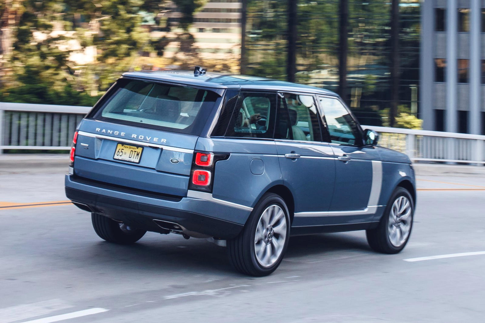 2015 Land Rover Range Rover Hybrid Wallpapers