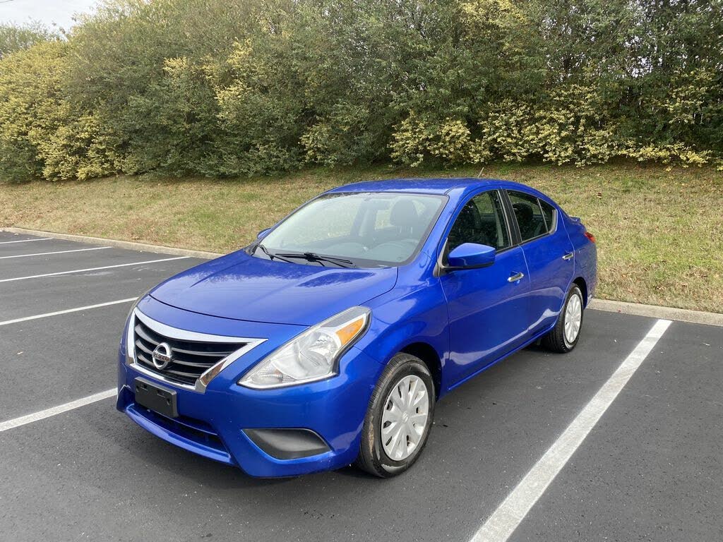 2015 Nissan Versa Sedan Wallpapers