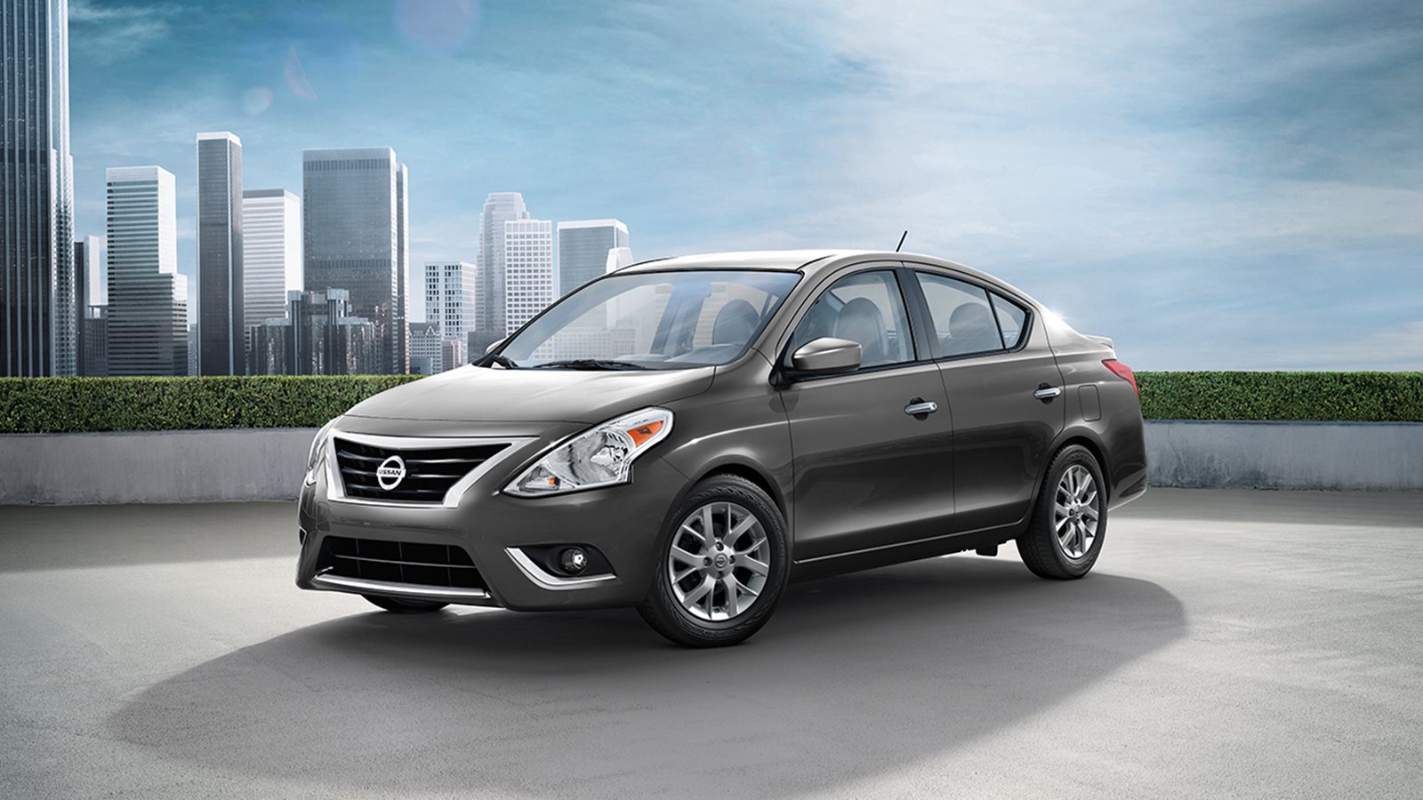 2015 Nissan Versa Sedan Wallpapers