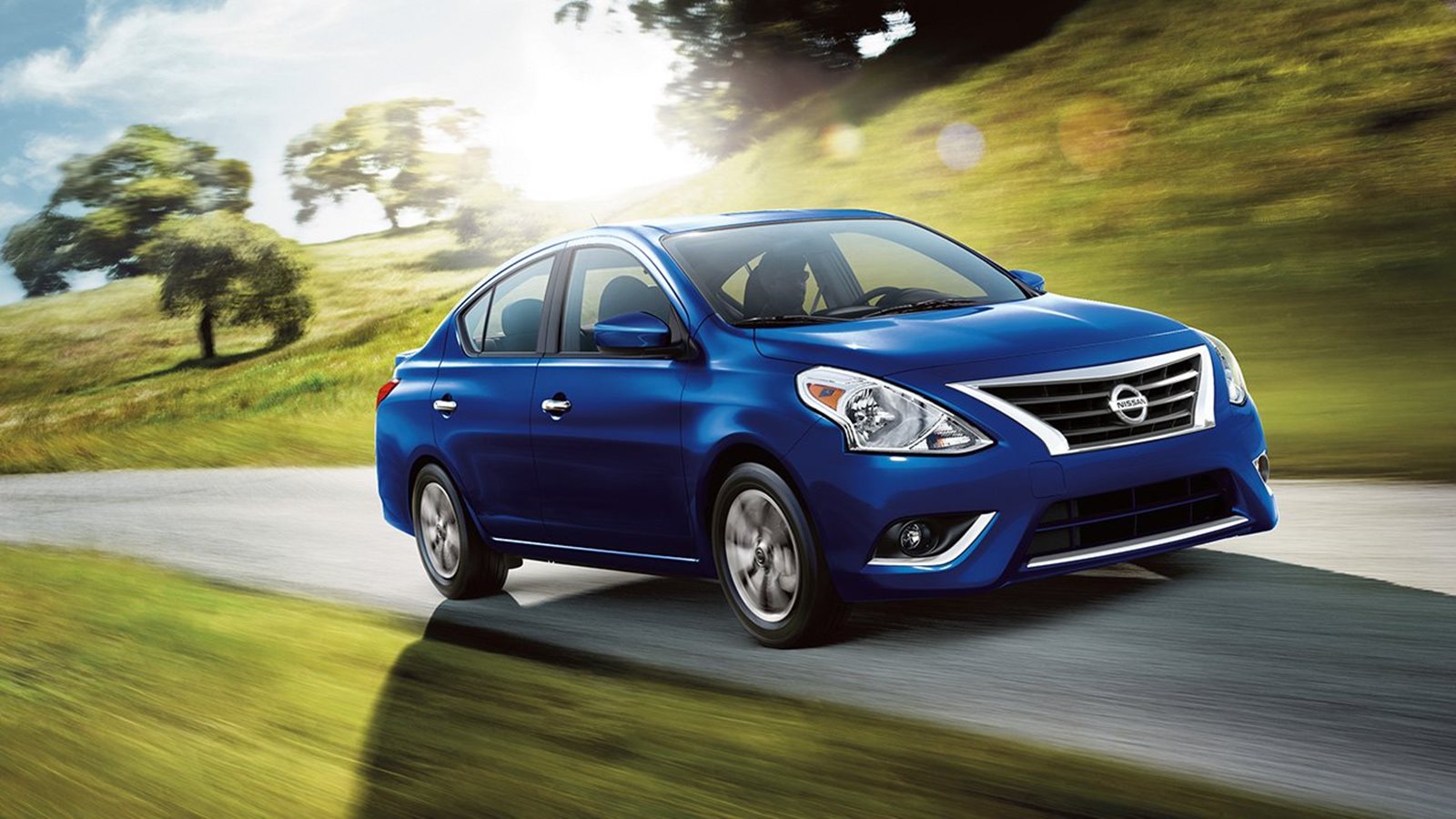 2015 Nissan Versa Sedan Wallpapers