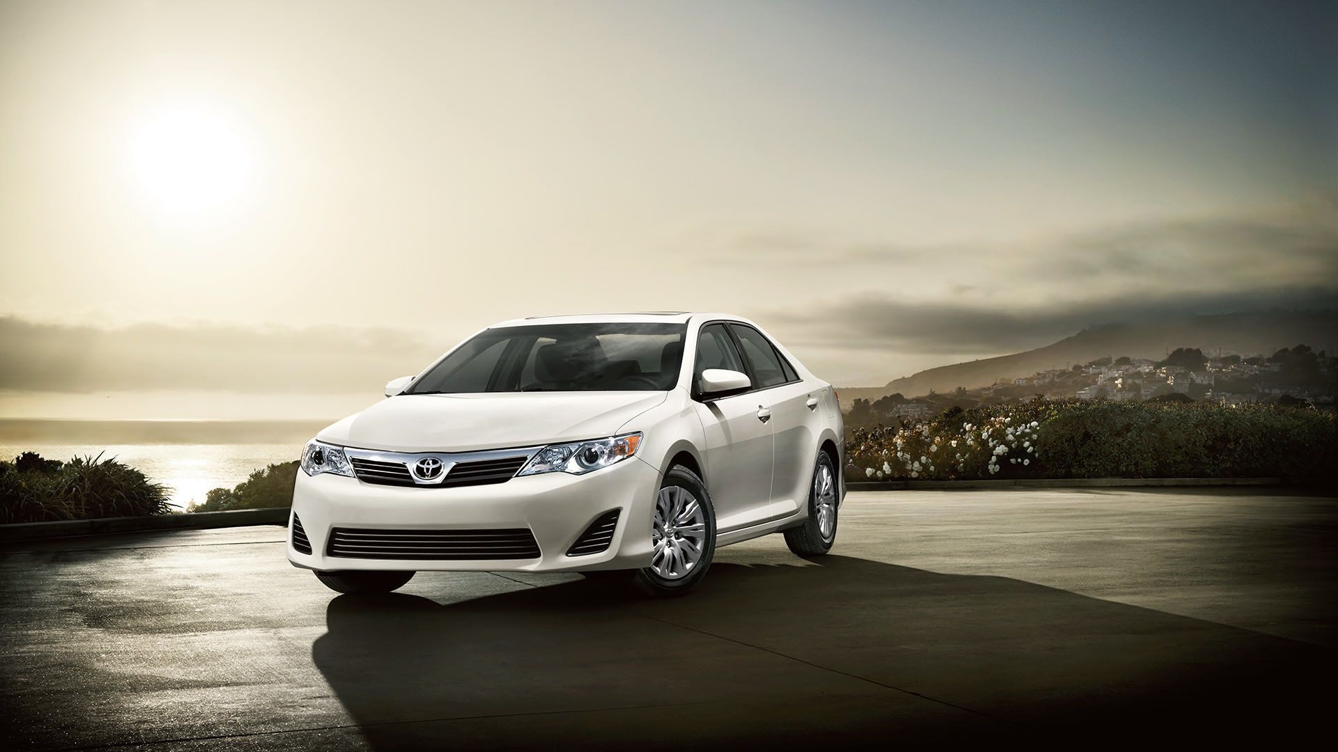 2015 Toyota Camry Wallpapers