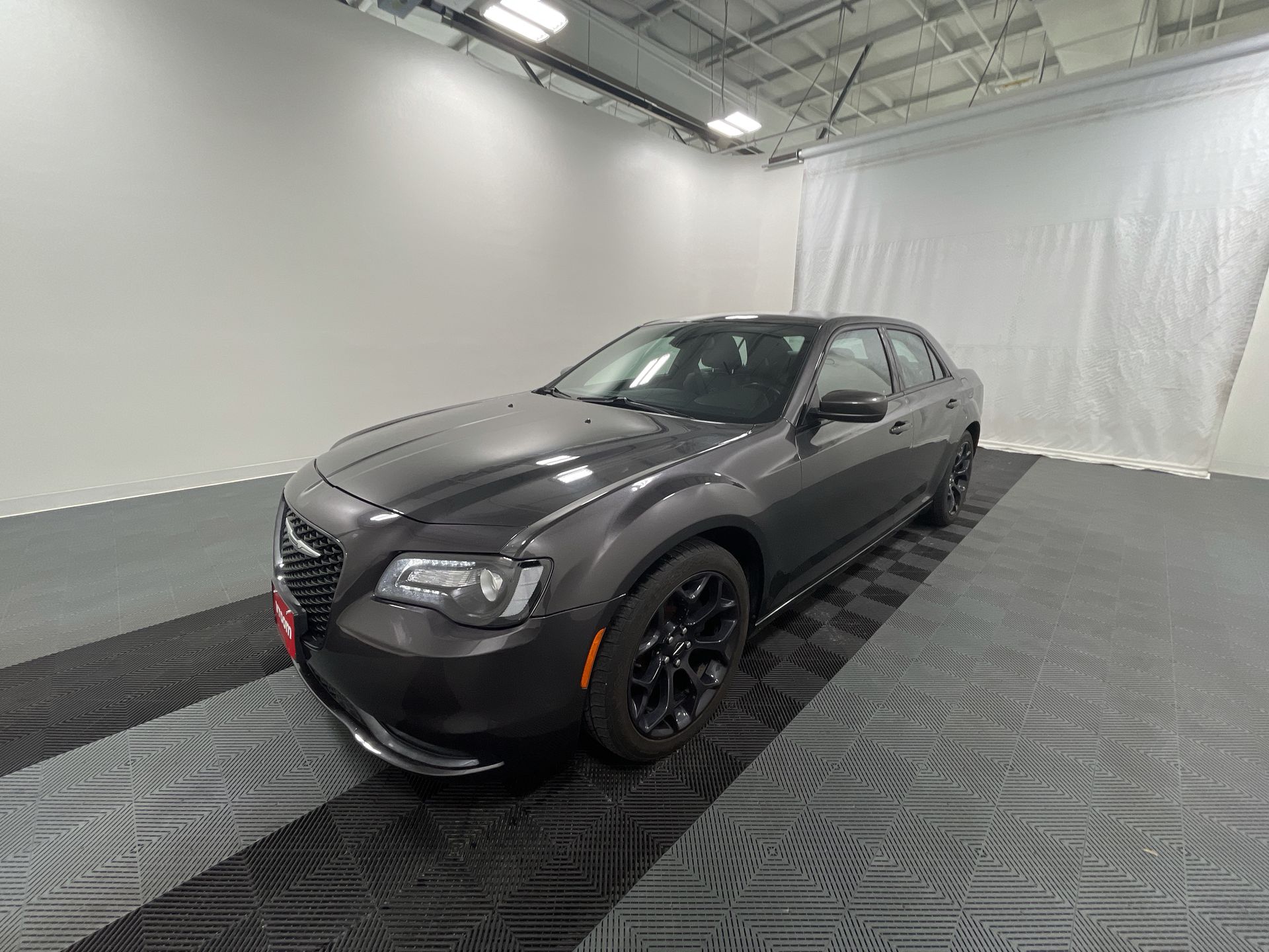 2017 Chrysler 300S Sport Wallpapers