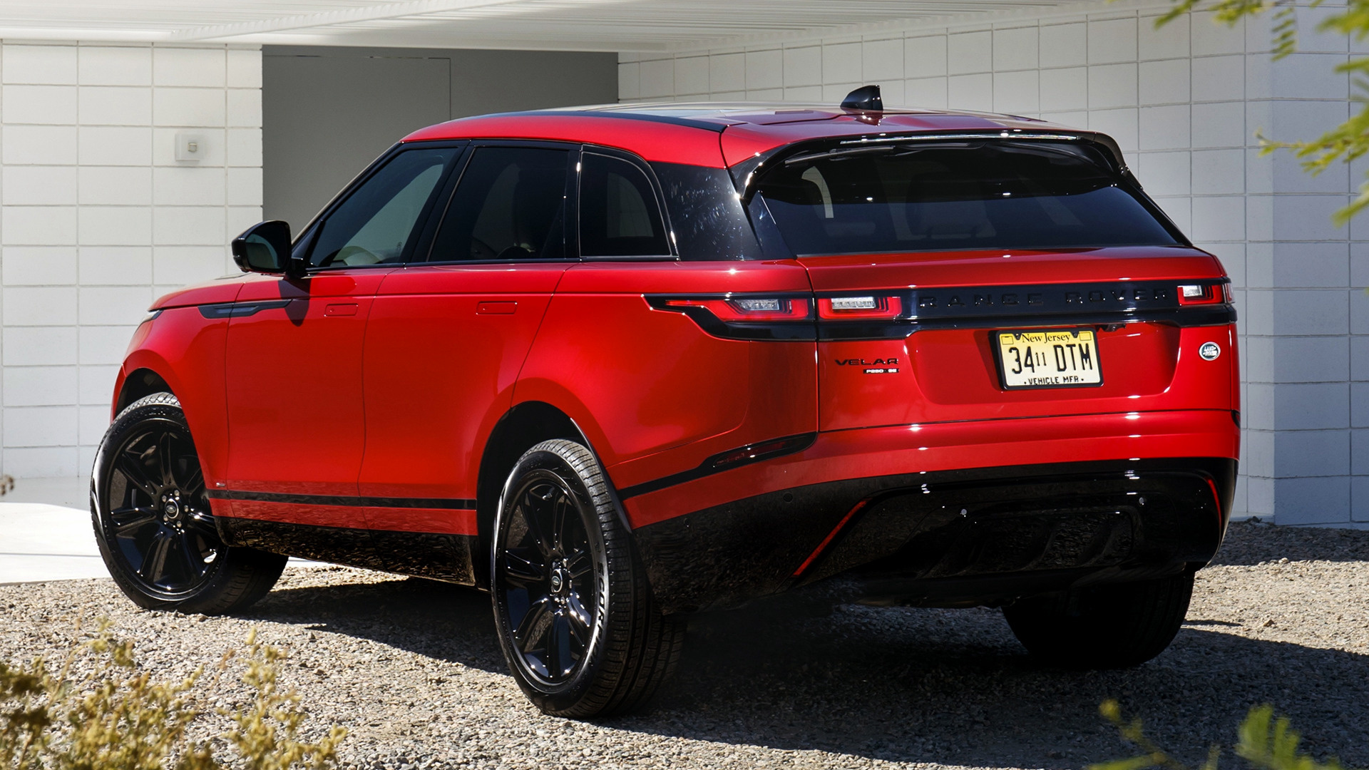 2018 Range Rover Velar R Dynamic Wallpapers