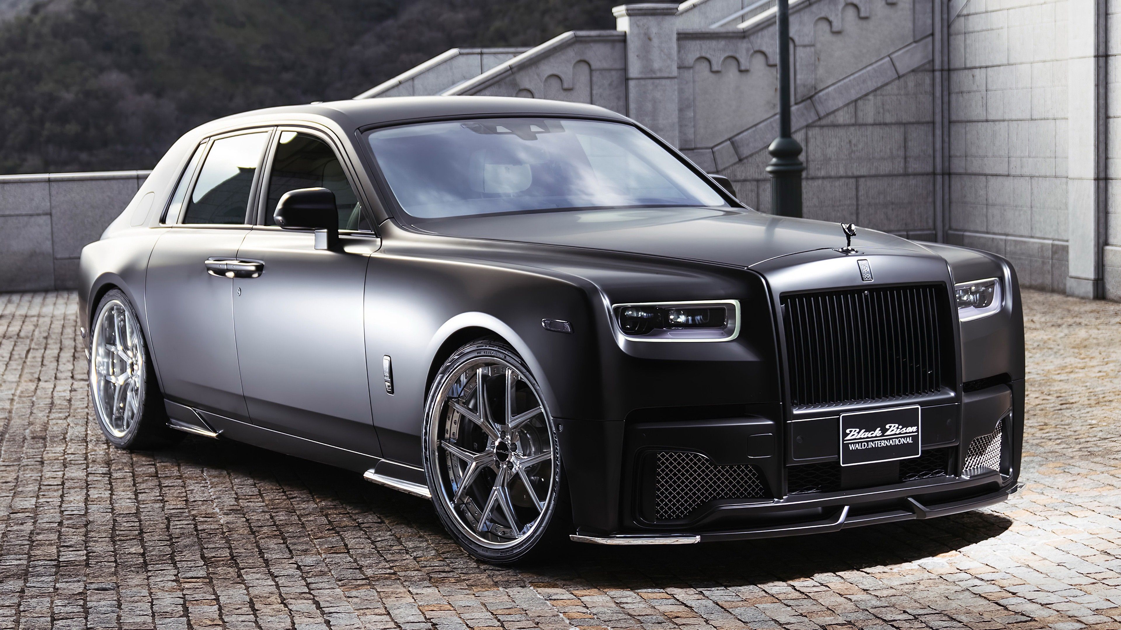 2018 Rolls Royce Phantom Wallpapers