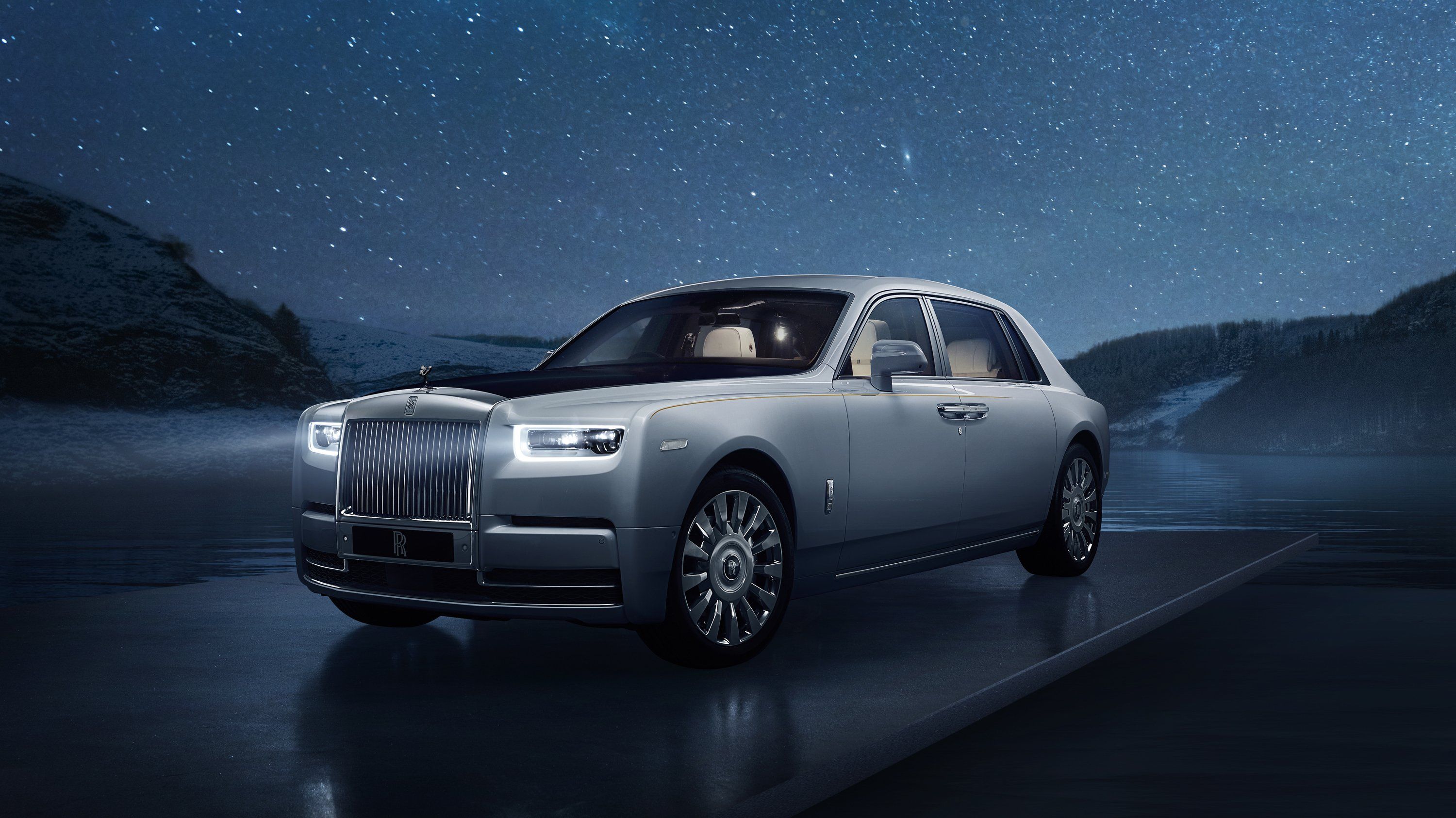 2018 Rolls Royce Phantom Wallpapers