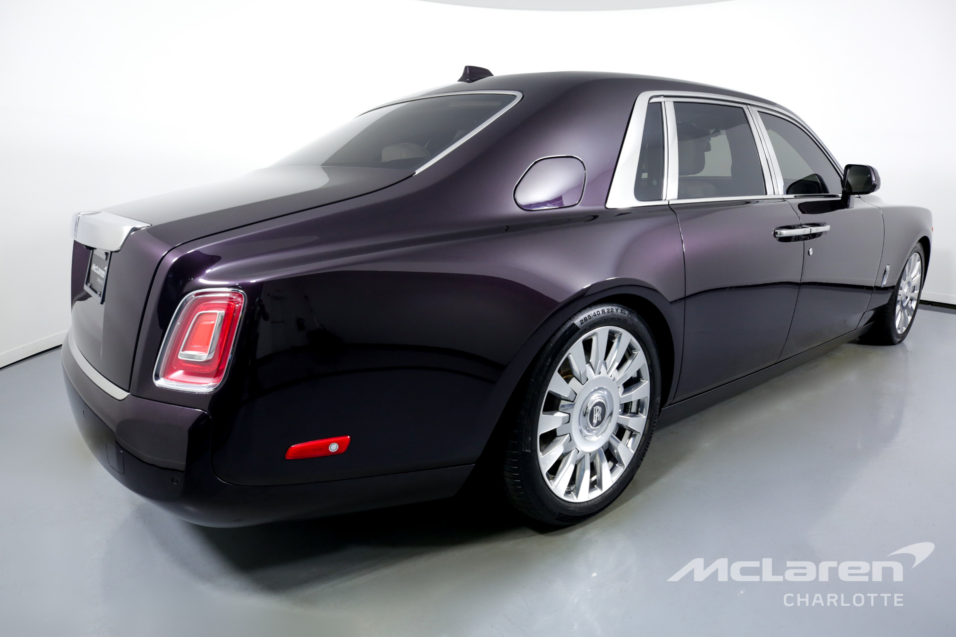 2018 Rolls Royce Phantom Wallpapers