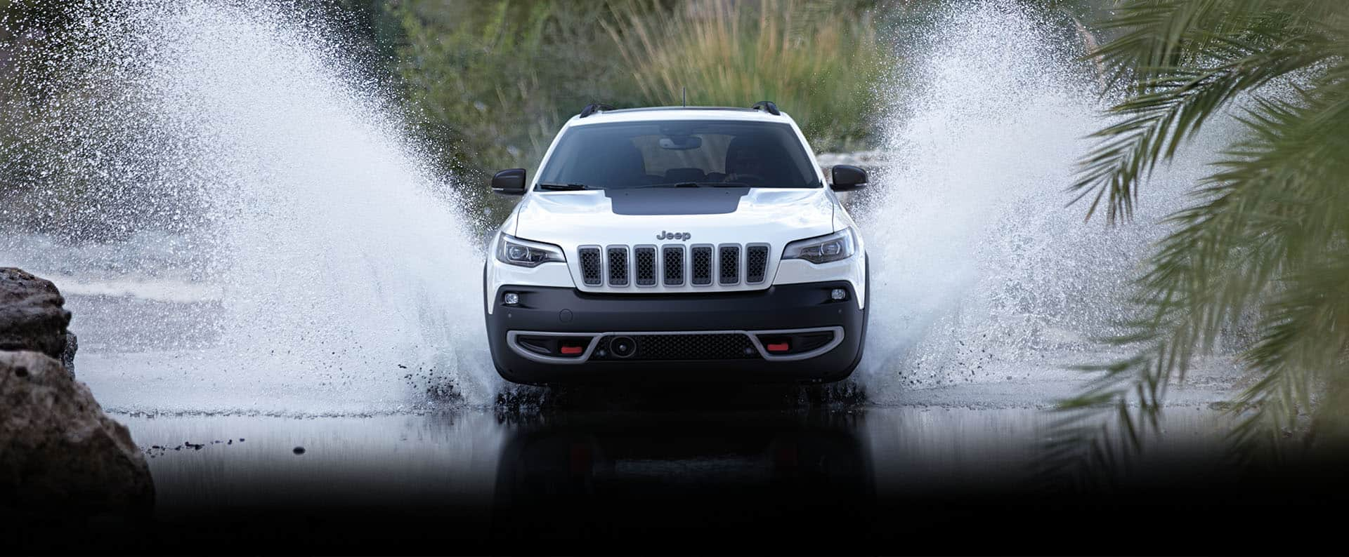 2022 Jeep Grand Cherokee Trailhawk Wallpapers