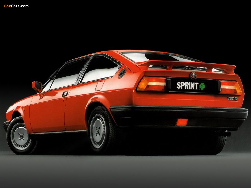 Alfa Romeo 1300 Sprint Wallpapers