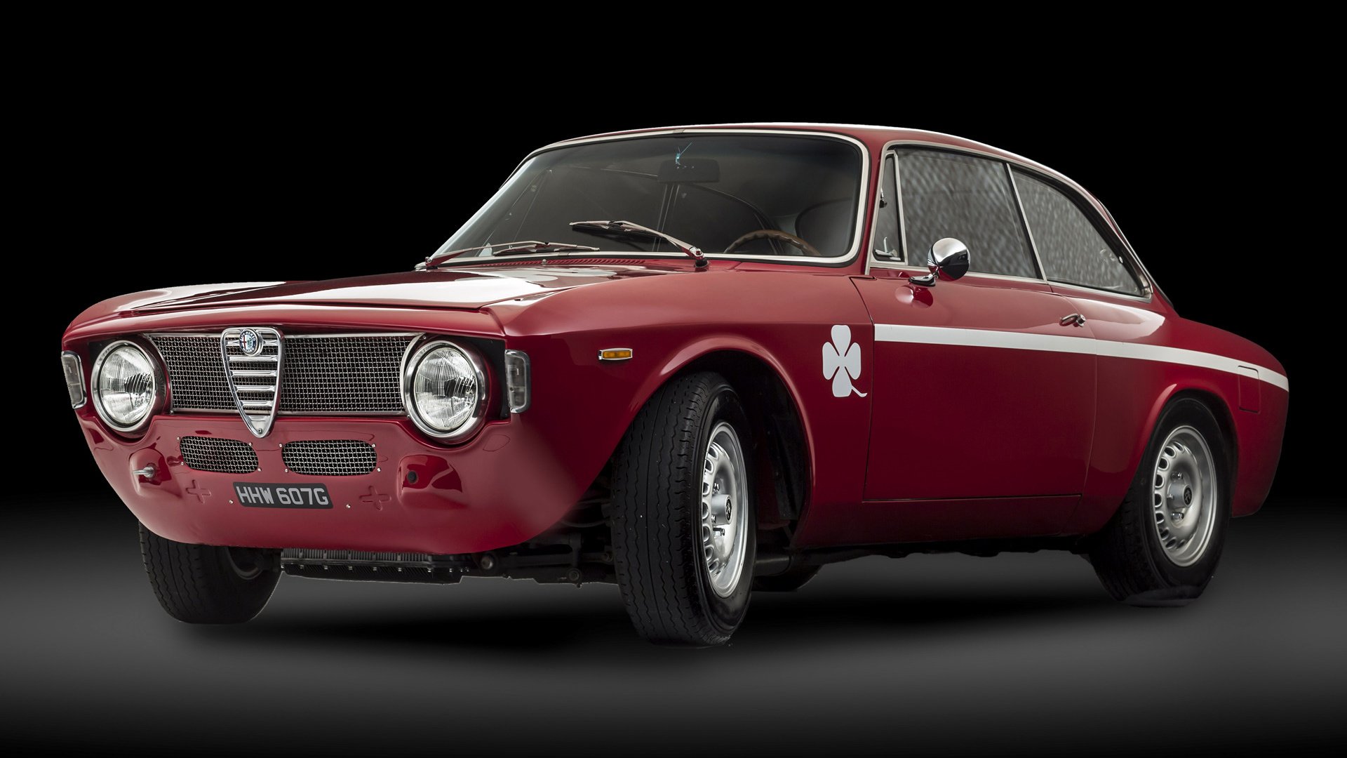 Alfa Romeo 1300 Sprint Wallpapers