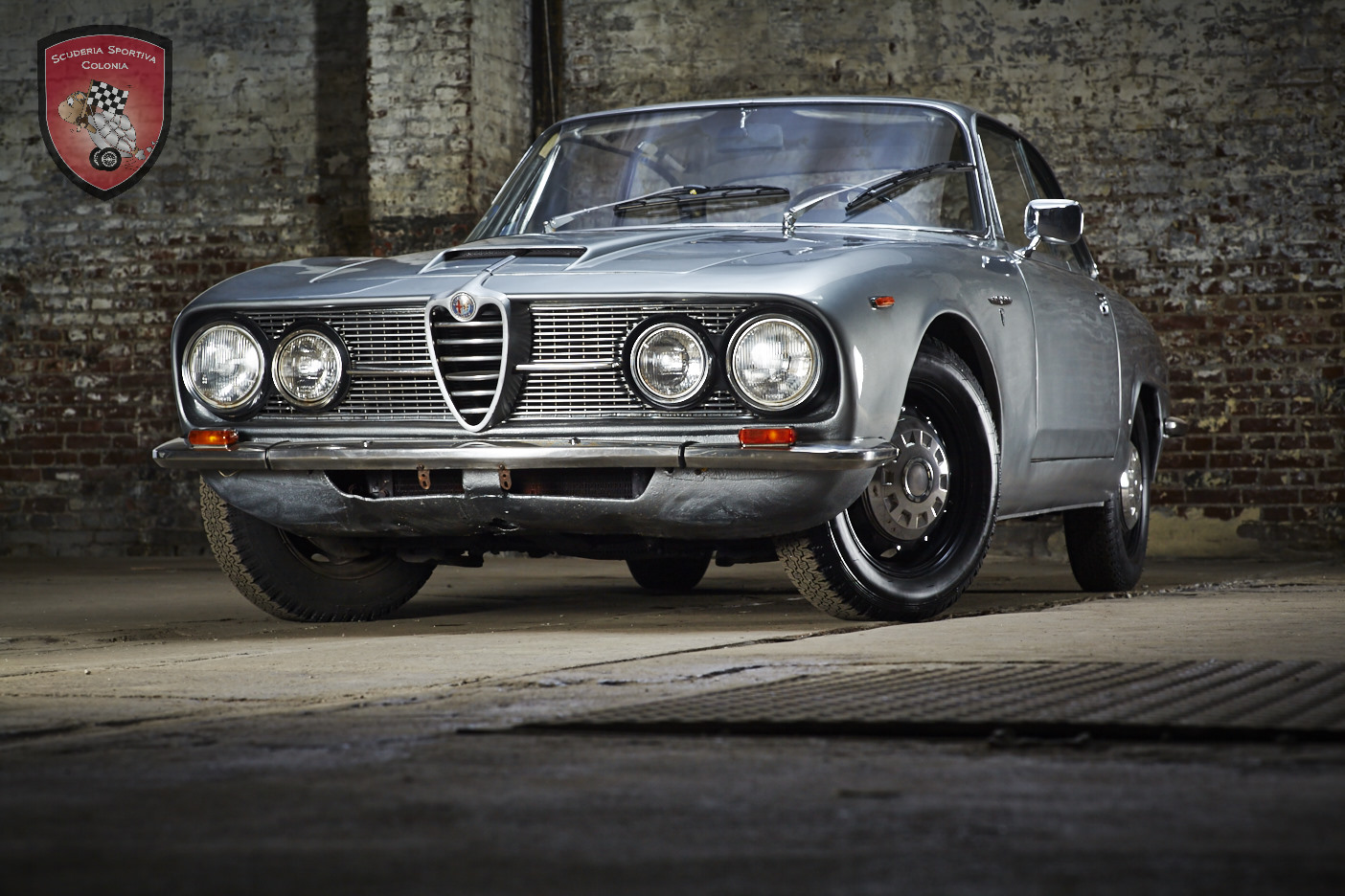 Alfa Romeo 2600 Sprint Wallpapers