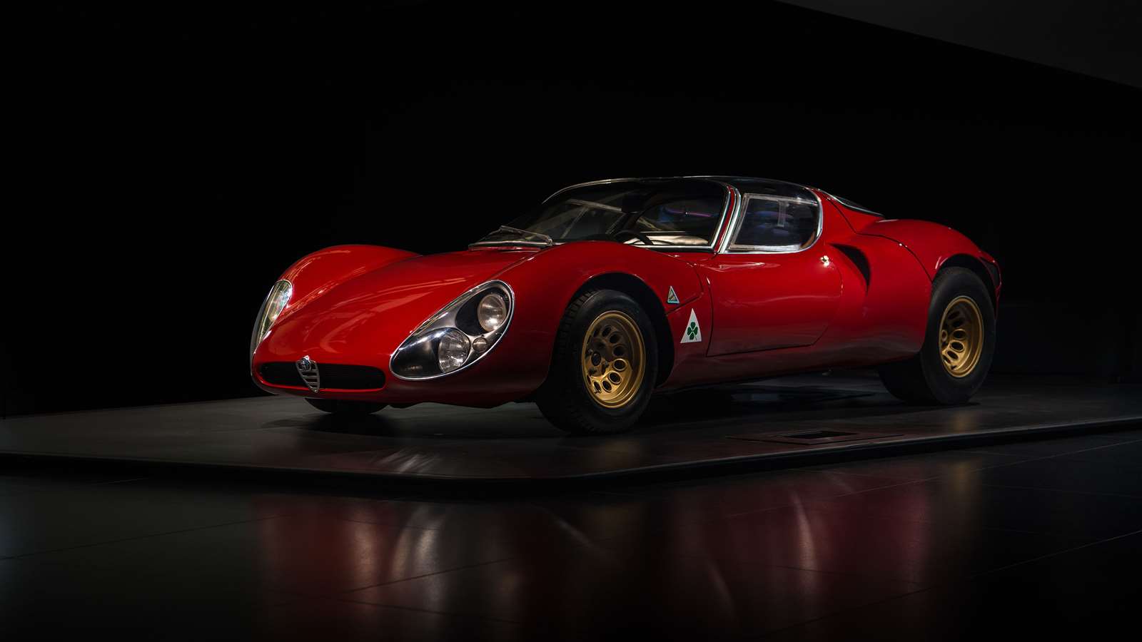 Alfa Romeo 33 Stradale Wallpapers