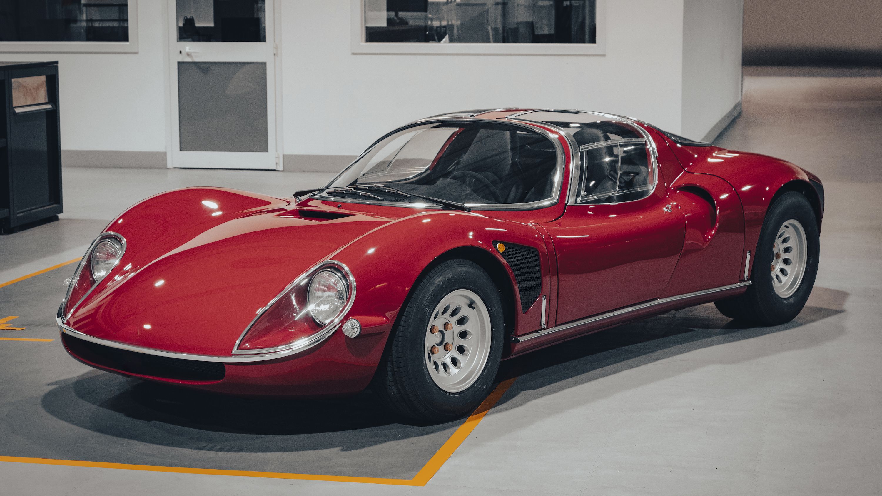 Alfa Romeo 33 Stradale Wallpapers