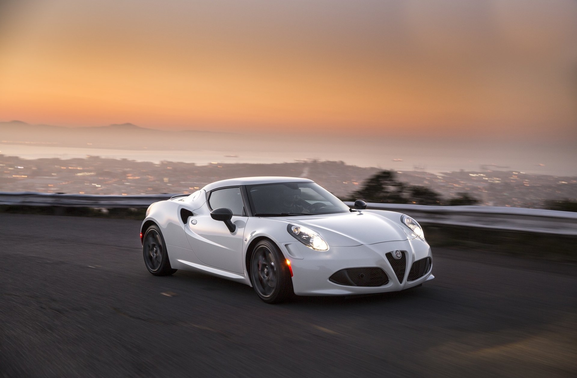 Alfa Romeo 4C Wallpapers