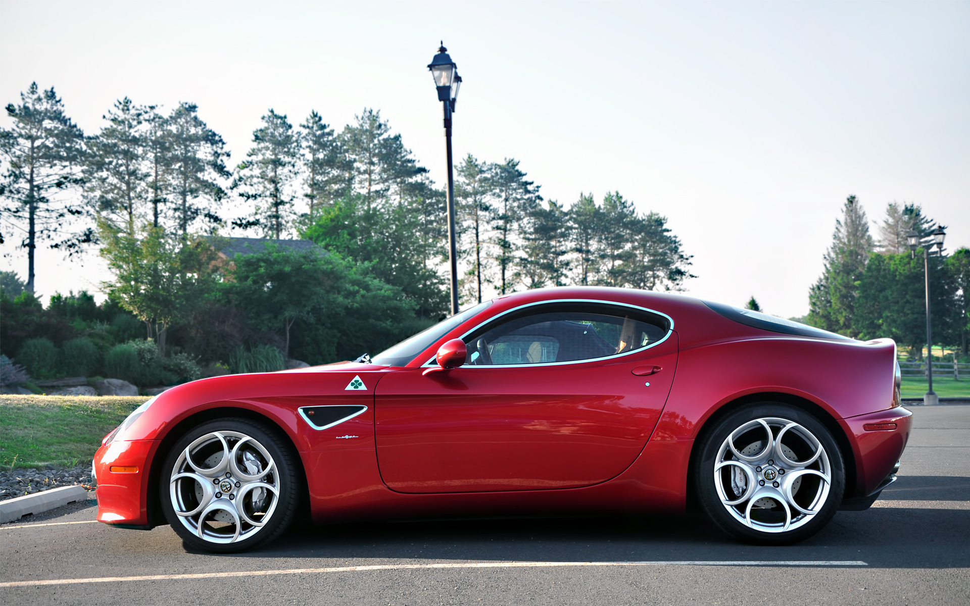 Alfa Romeo 8C Wallpapers