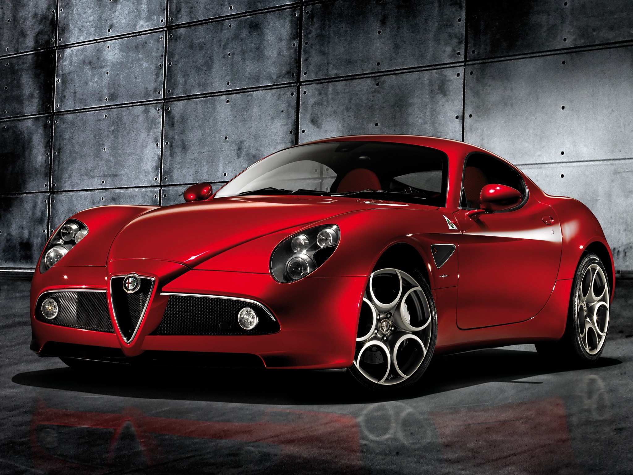 Alfa Romeo 8C Spider Wallpapers