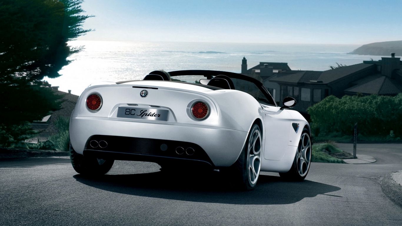 Alfa Romeo 8C Spider Wallpapers