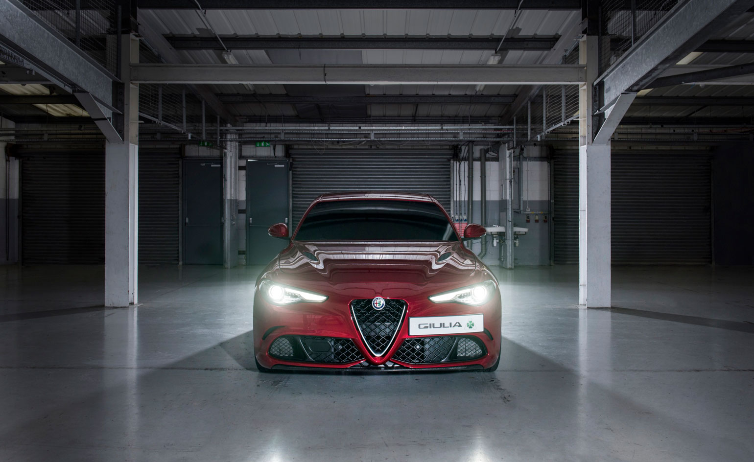Alfa Romeo Giulia Quadrifoglio Wallpapers