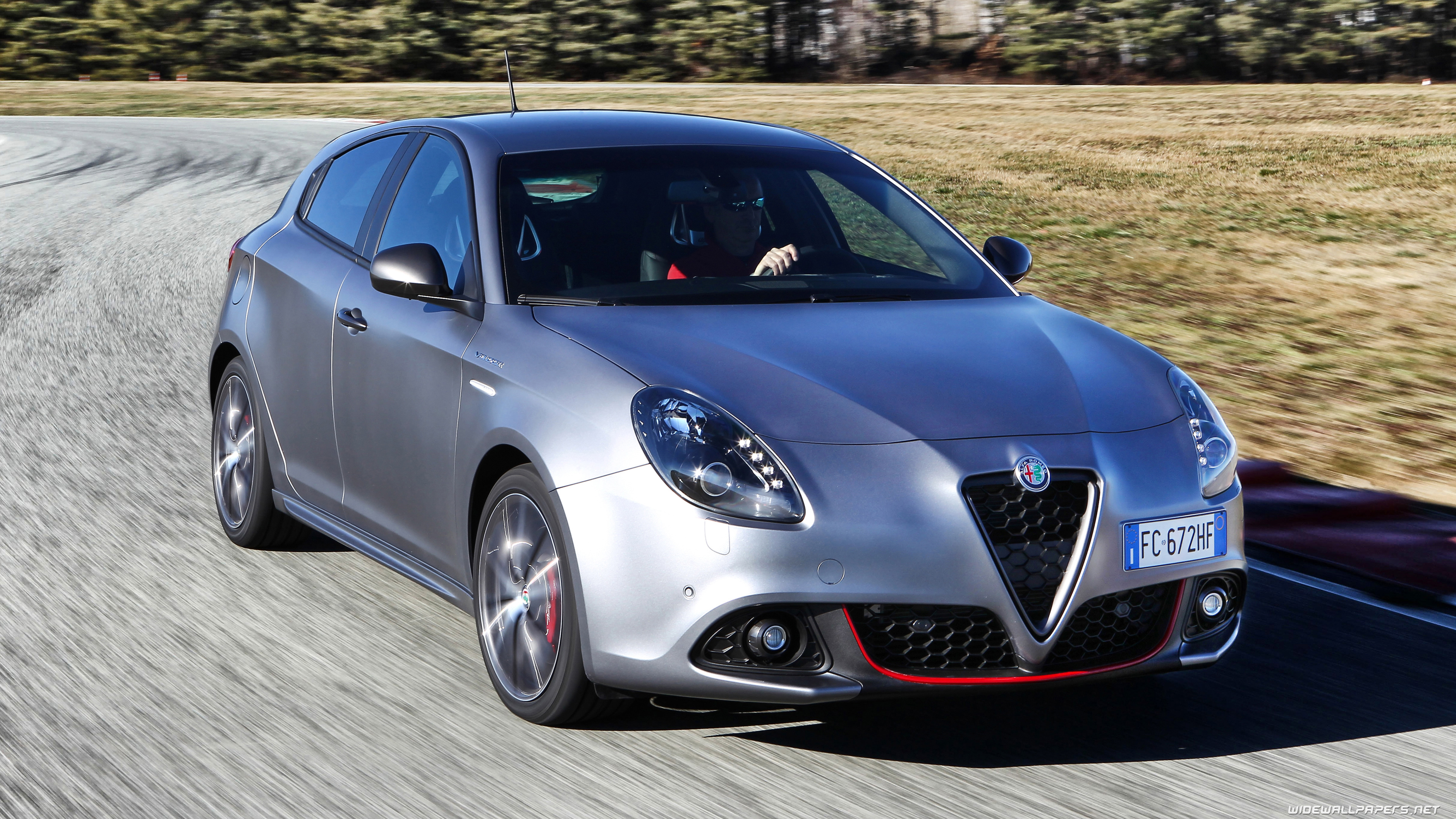 Alfa Romeo Giulietta Wallpapers