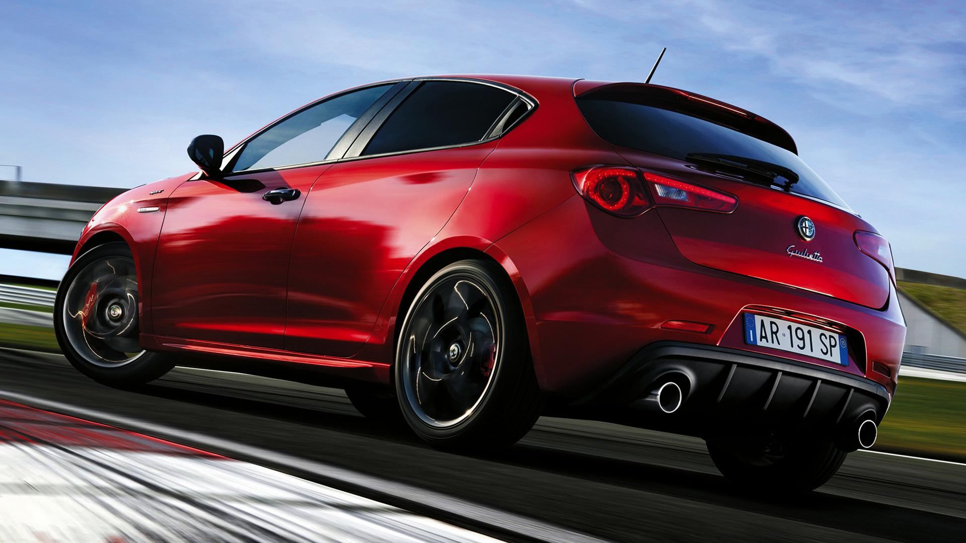 Alfa Romeo Giulietta Wallpapers