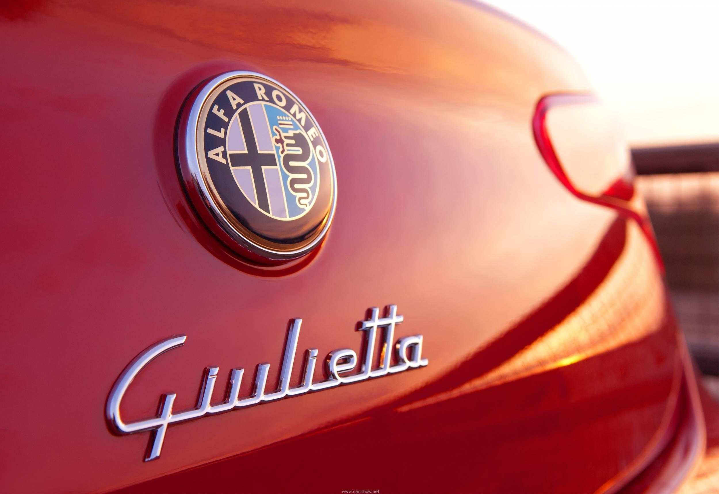 Alfa Romeo Giulietta Wallpapers