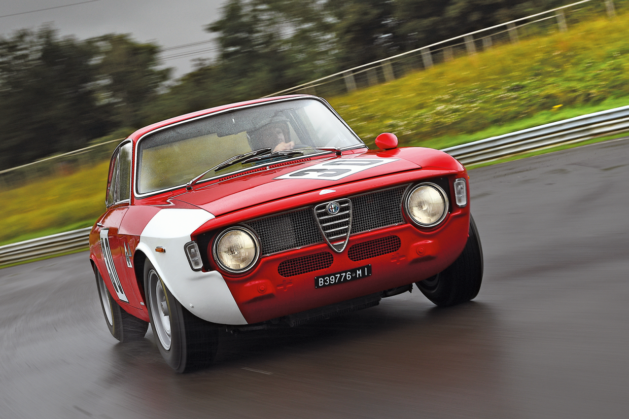 Alfa Romeo Gta Wallpapers