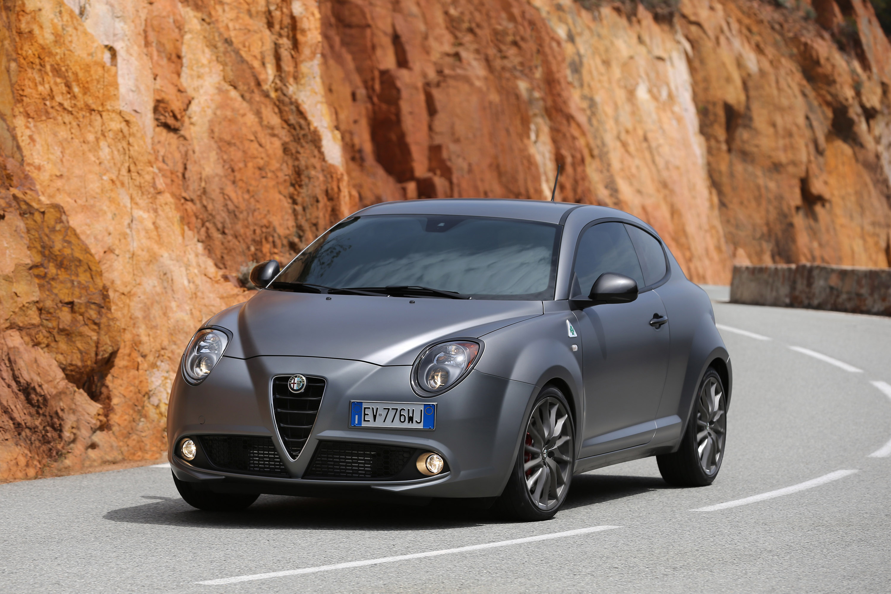 Alfa Romeo Mito Quadrifoglio Wallpapers