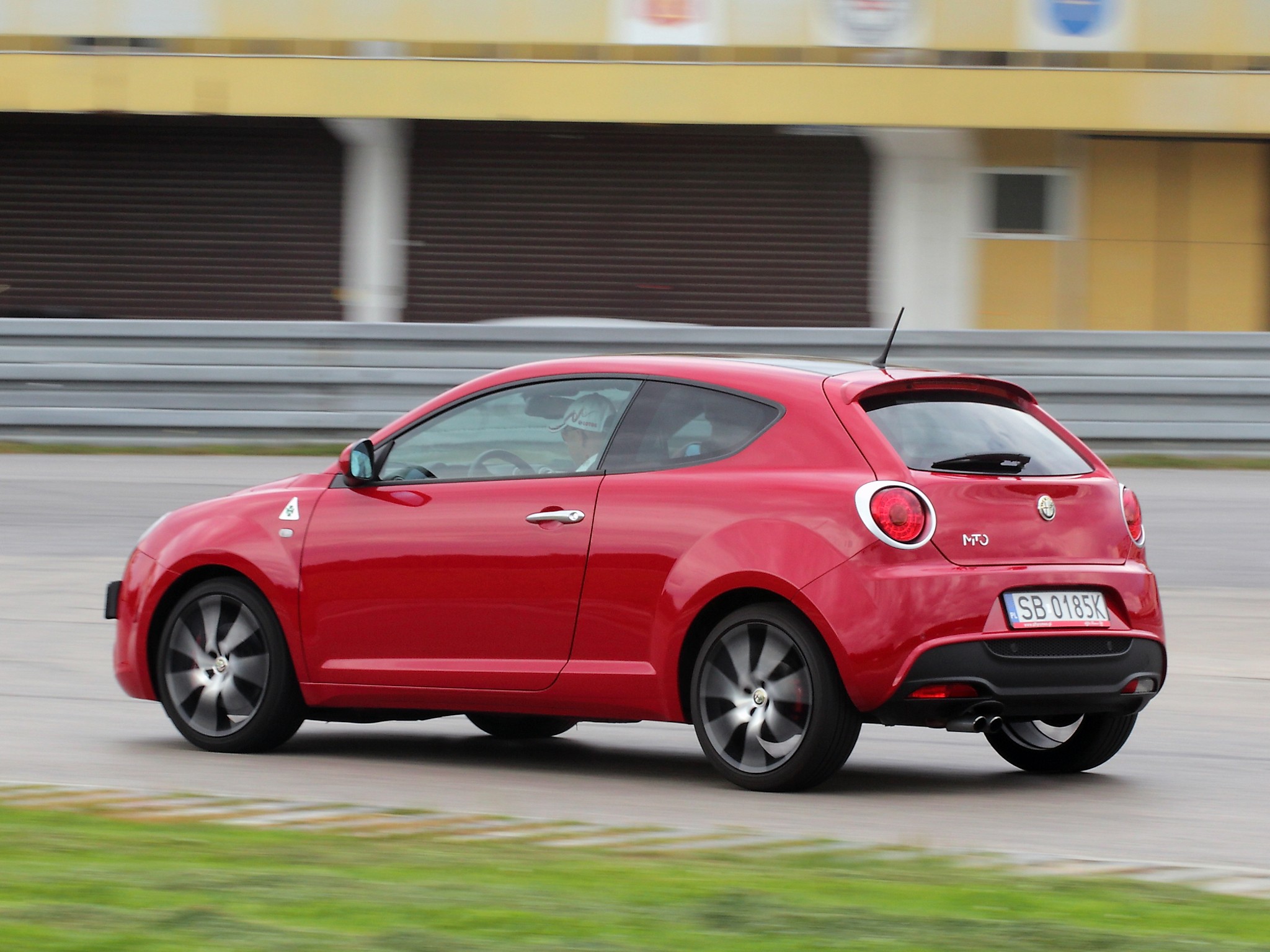 Alfa Romeo Mito Quadrifoglio Wallpapers