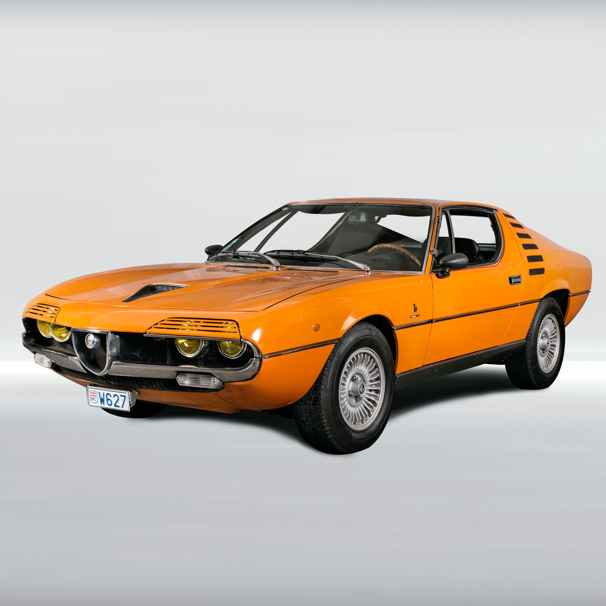 Alfa Romeo Montreal Wallpapers