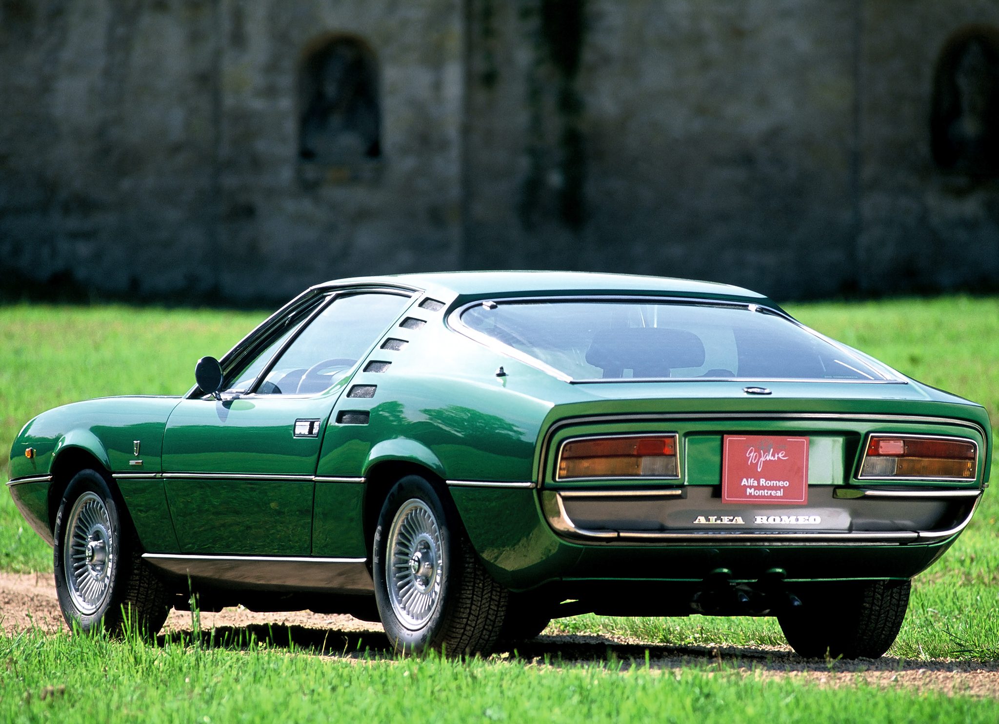 Alfa Romeo Montreal Wallpapers