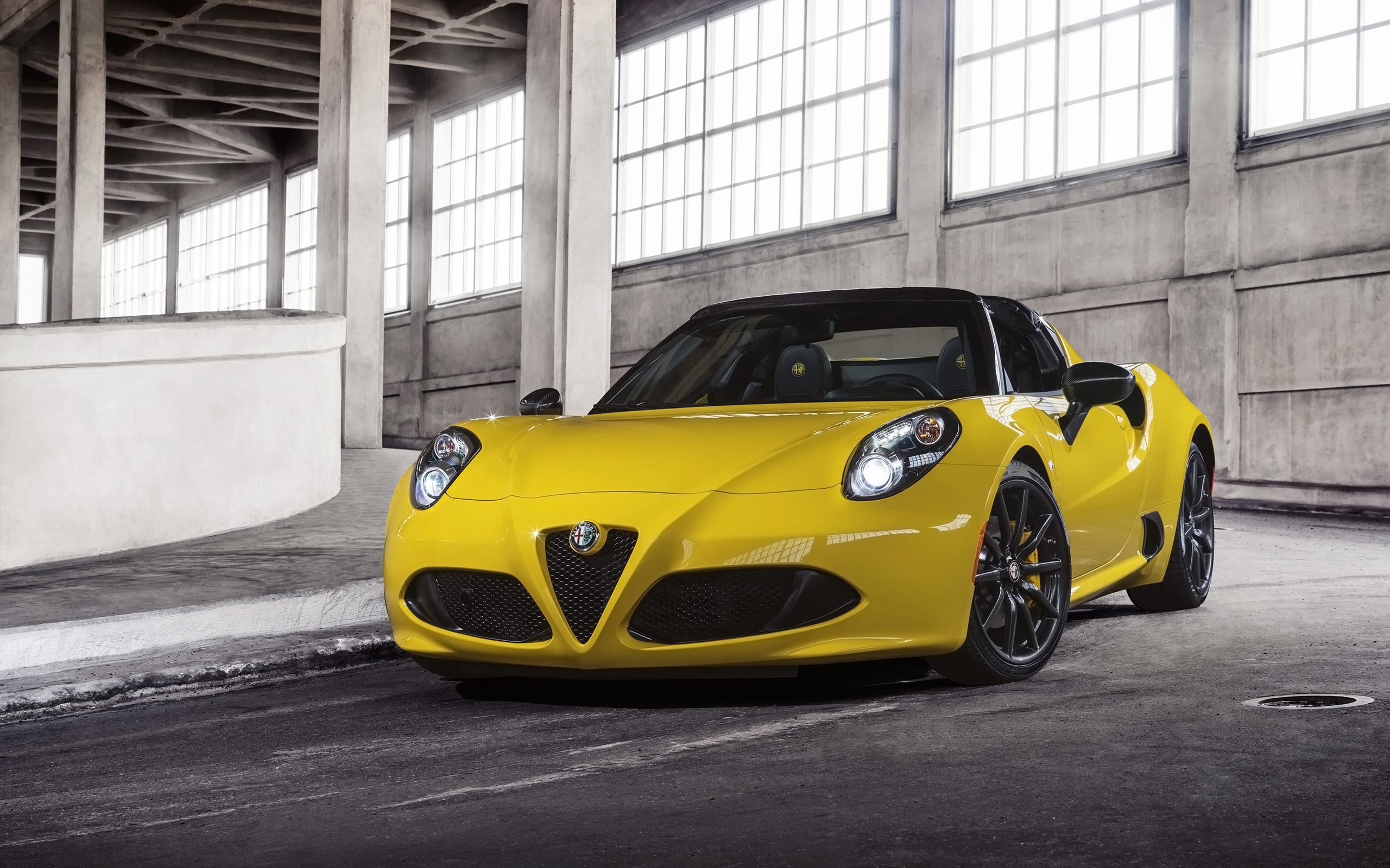 Alfa Romeo Spider Wallpapers