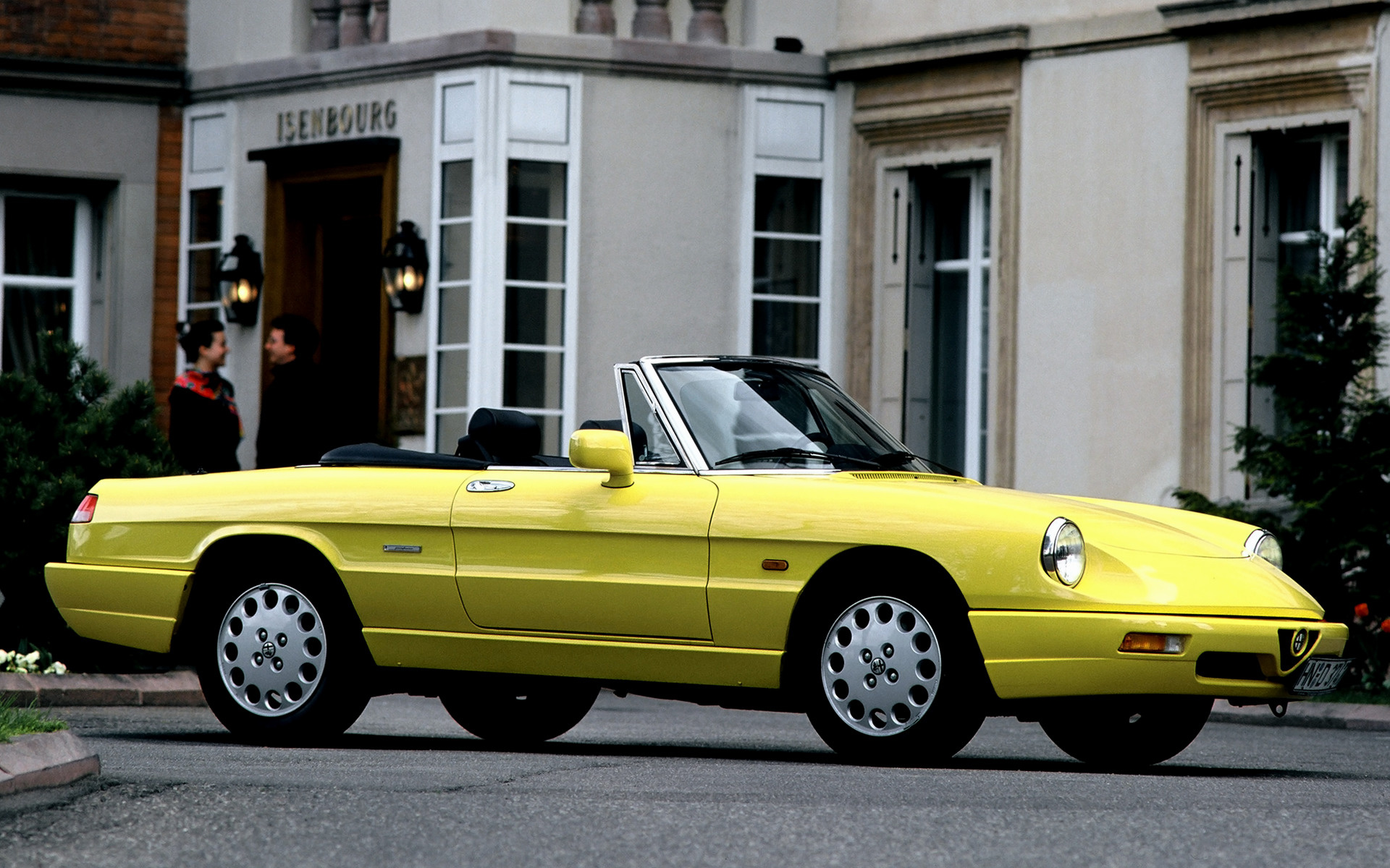 Alfa Romeo Spider Wallpapers