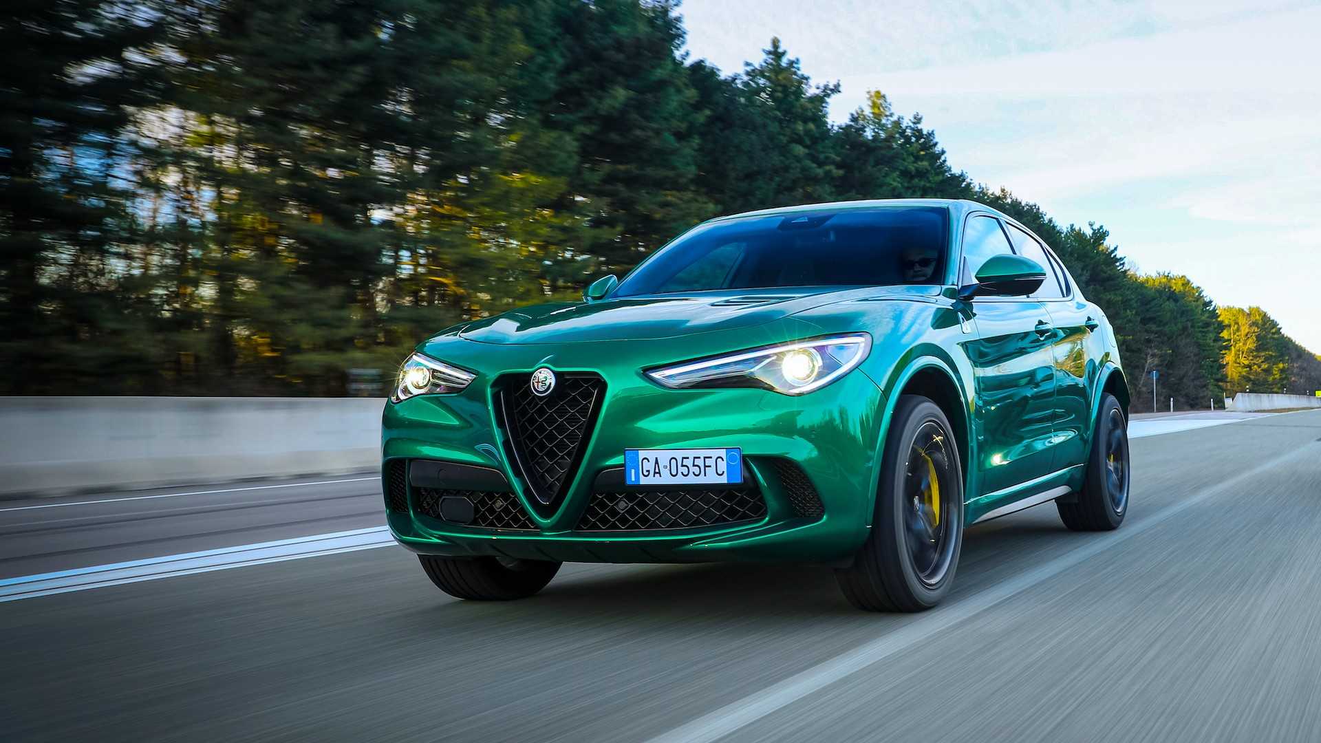 Alfa Romeo Stelvio Quadrifoglio Wallpapers