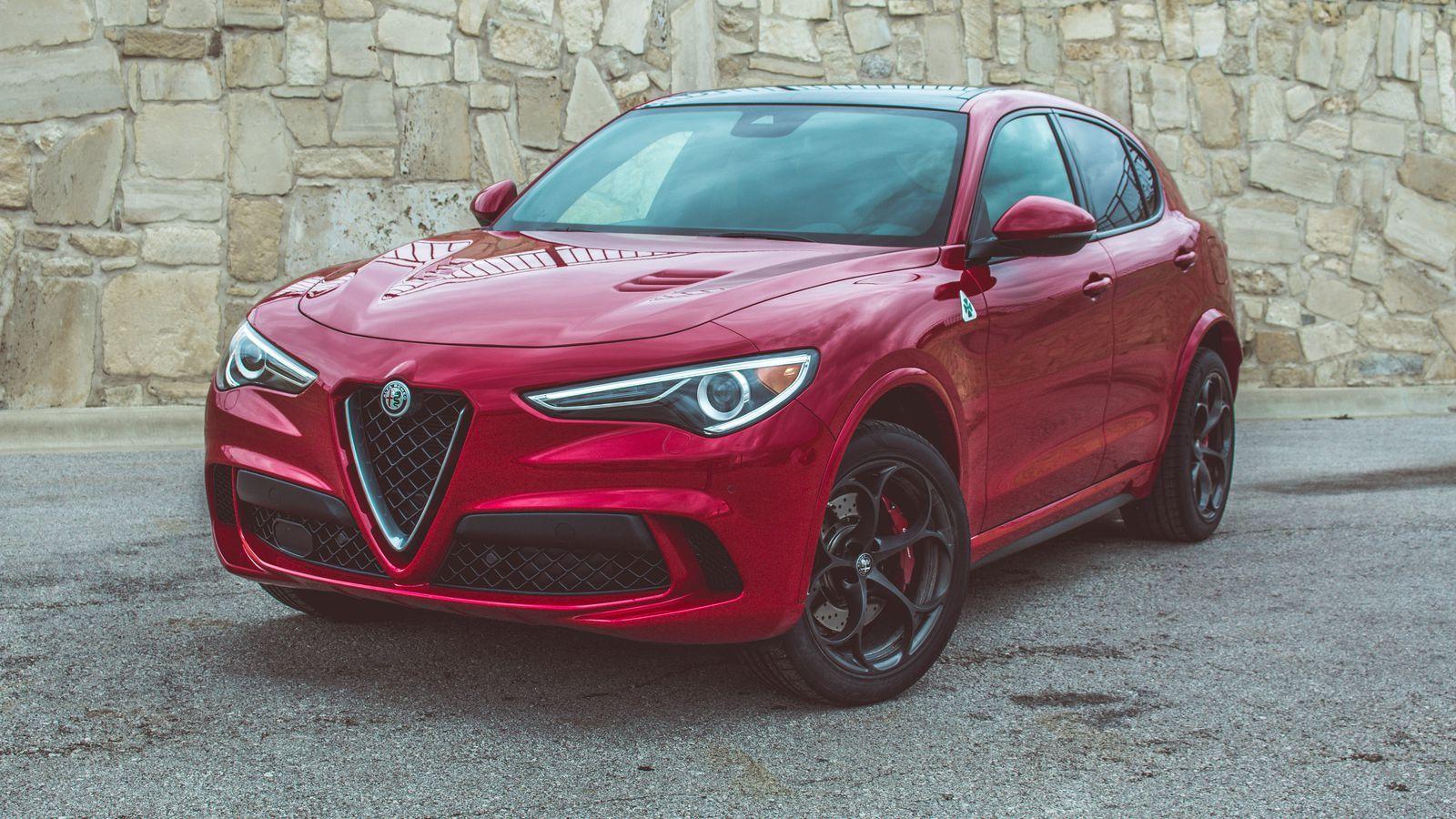 Alfa Romeo Stelvio Quadrifoglio Wallpapers