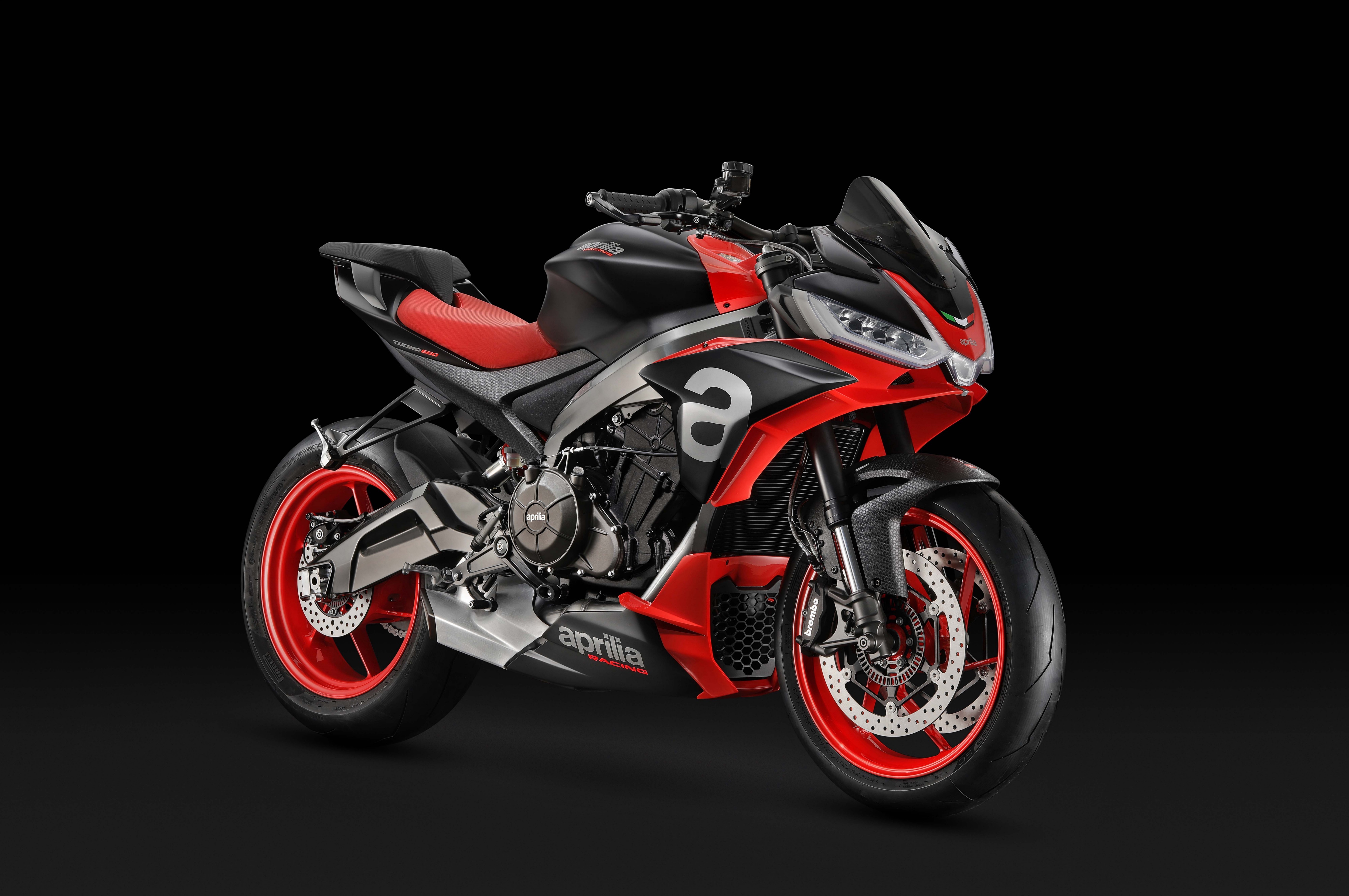 Aprilia Tuono V4 1100 Factory Wallpapers